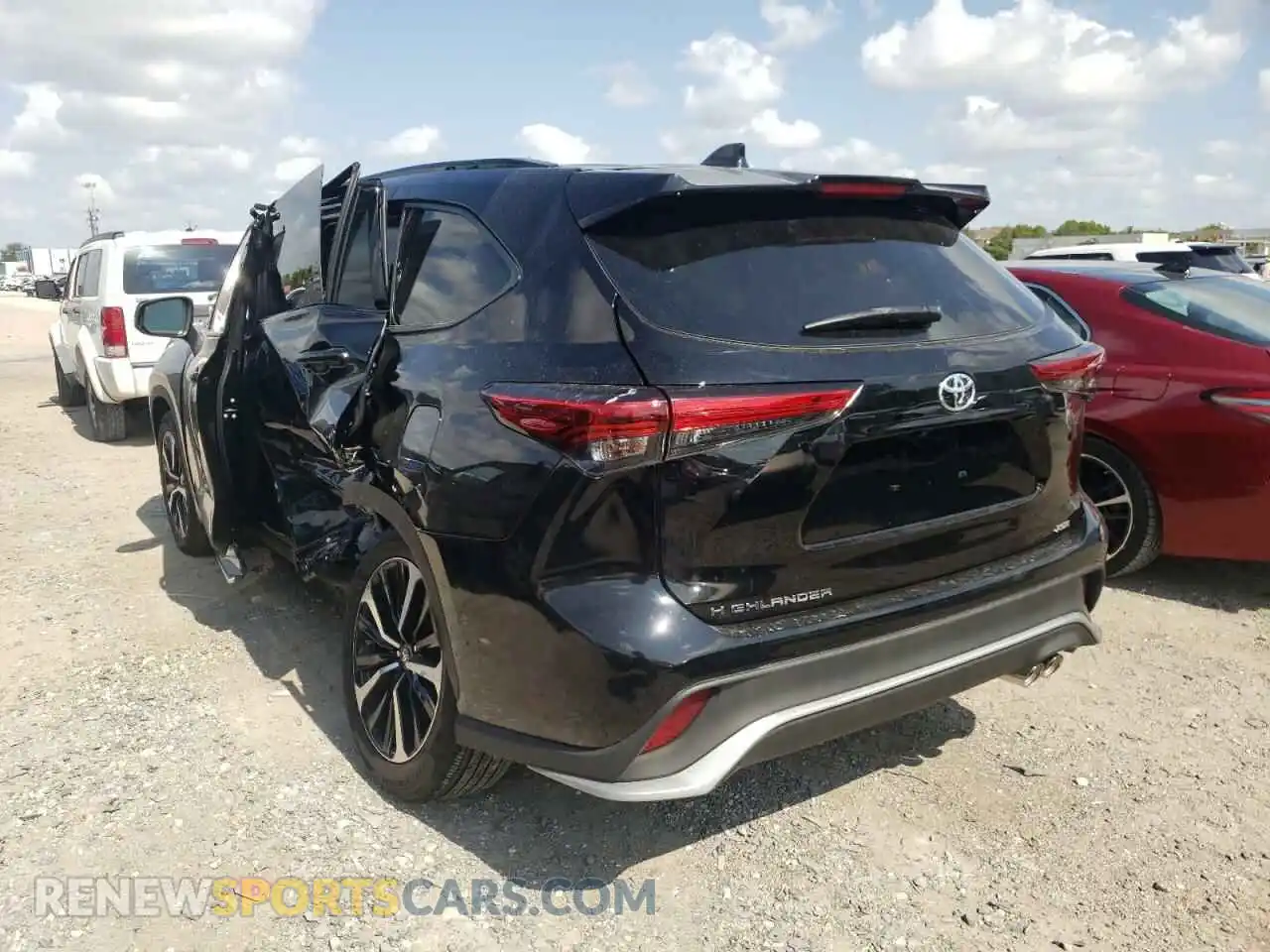 3 Photograph of a damaged car 5TDLZRAH9MS046621 TOYOTA HIGHLANDER 2021