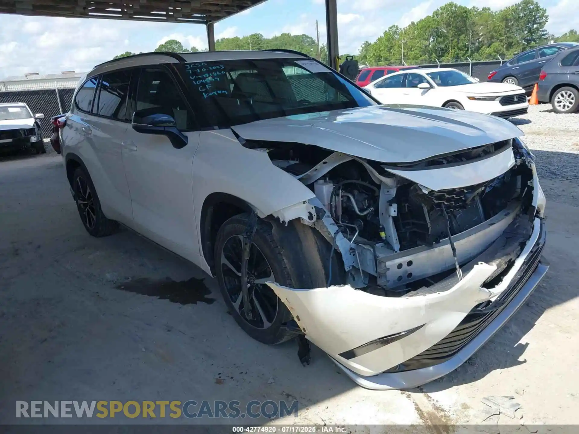 1 Photograph of a damaged car 5TDLZRAH9MS071860 TOYOTA HIGHLANDER 2021
