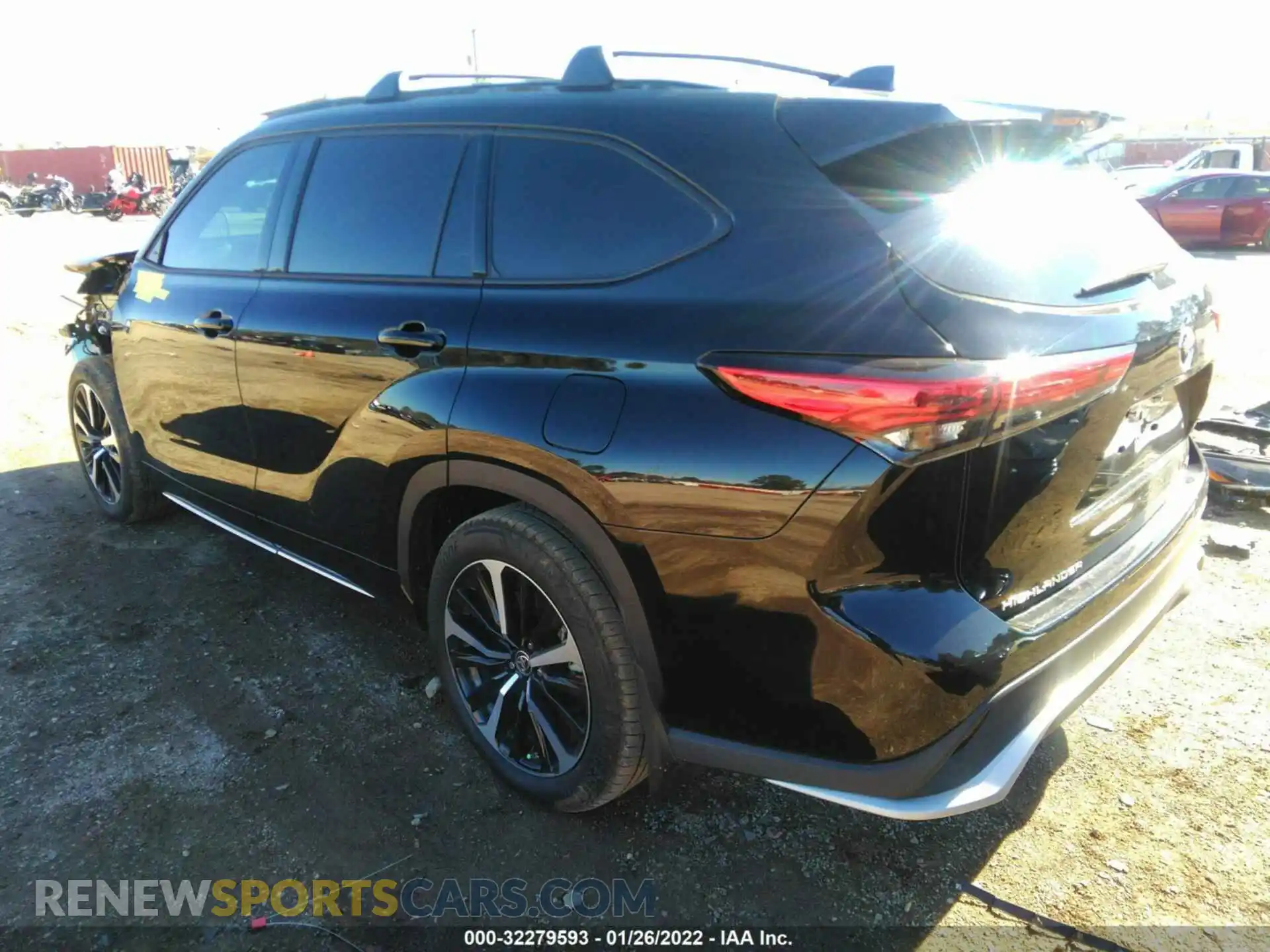 3 Photograph of a damaged car 5TDLZRAH9MS082177 TOYOTA HIGHLANDER 2021