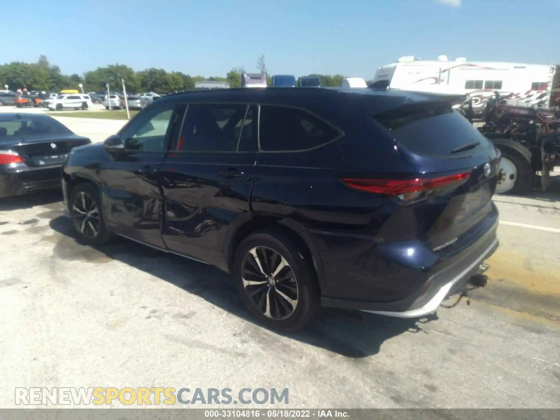 3 Photograph of a damaged car 5TDLZRAHXMS043601 TOYOTA HIGHLANDER 2021
