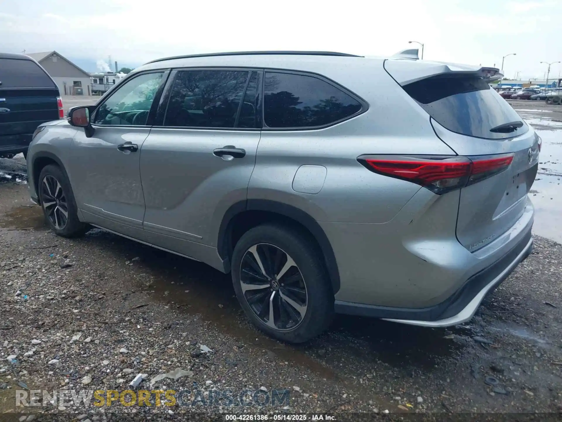 3 Photograph of a damaged car 5TDLZRBH0MS060597 TOYOTA HIGHLANDER 2021