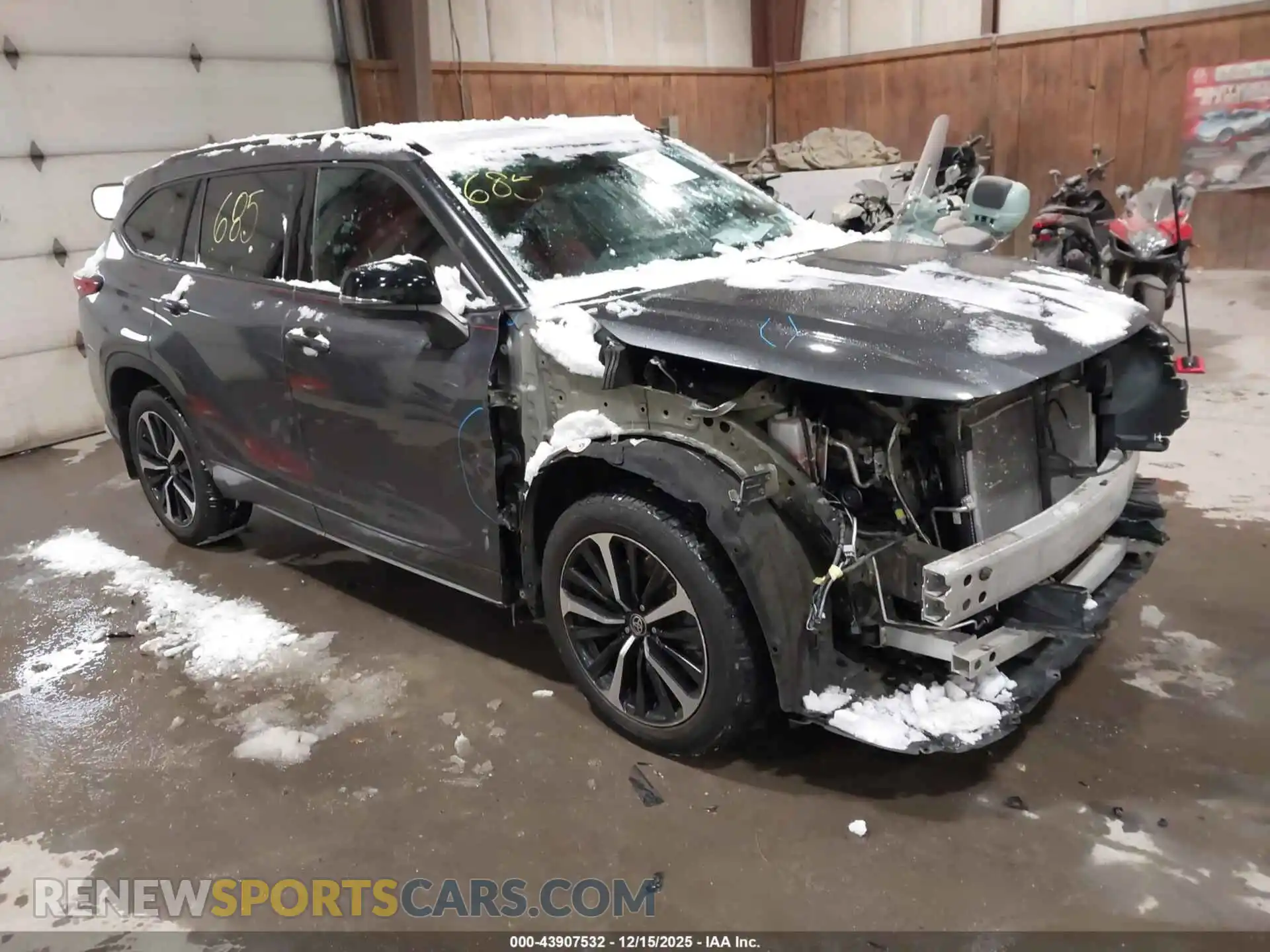 1 Photograph of a damaged car 5TDLZRBH0MS101603 TOYOTA HIGHLANDER 2021