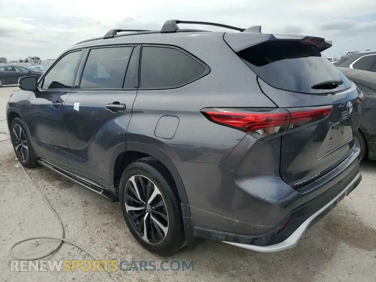 2 Photograph of a damaged car 5TDLZRBH1MS087226 TOYOTA HIGHLANDER 2021
