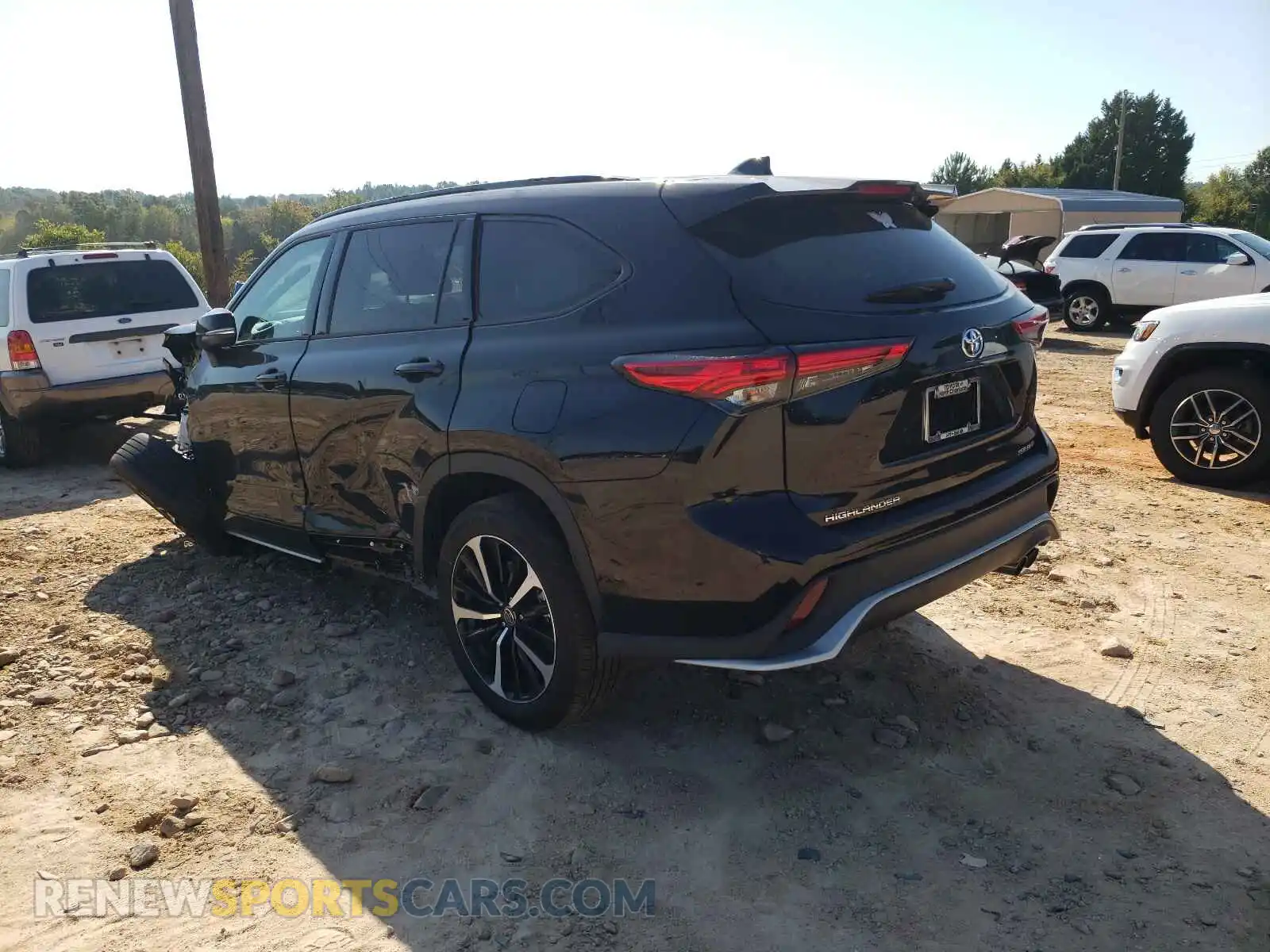 3 Photograph of a damaged car 5TDLZRBH4MS071392 TOYOTA HIGHLANDER 2021