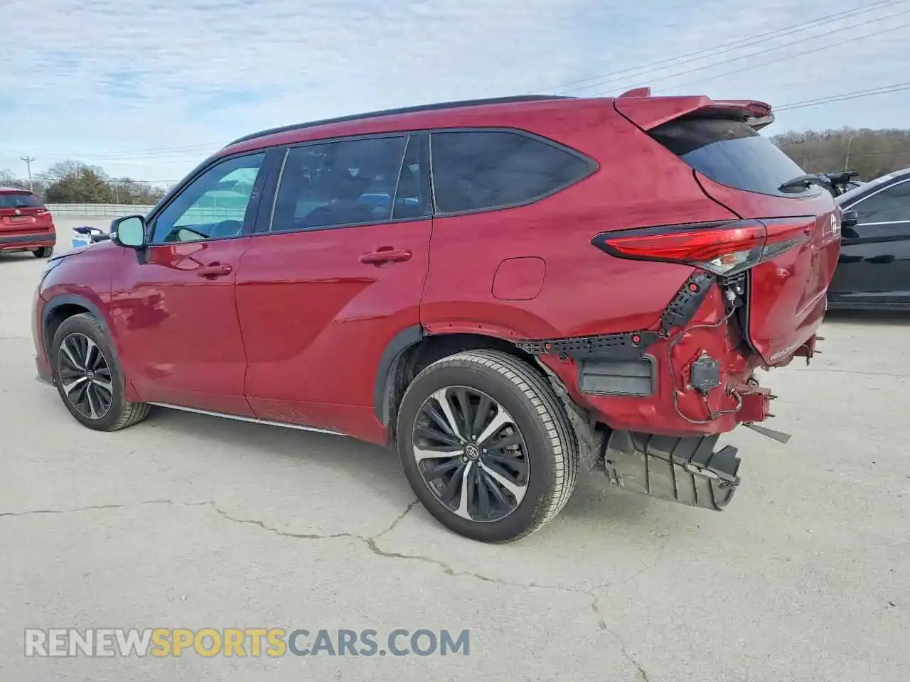 2 Photograph of a damaged car 5TDLZRBH9MS075874 TOYOTA HIGHLANDER 2021