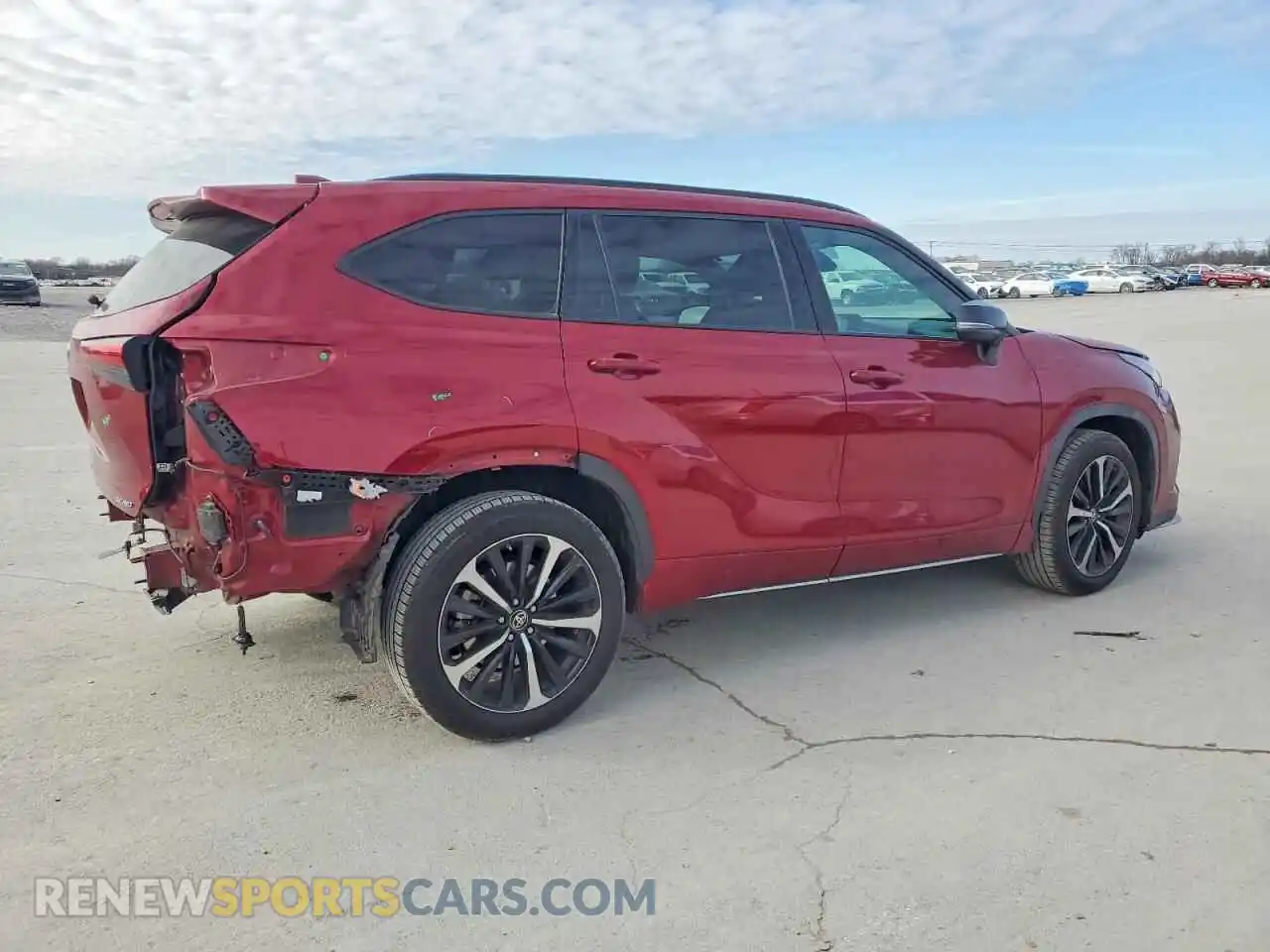 3 Photograph of a damaged car 5TDLZRBH9MS075874 TOYOTA HIGHLANDER 2021
