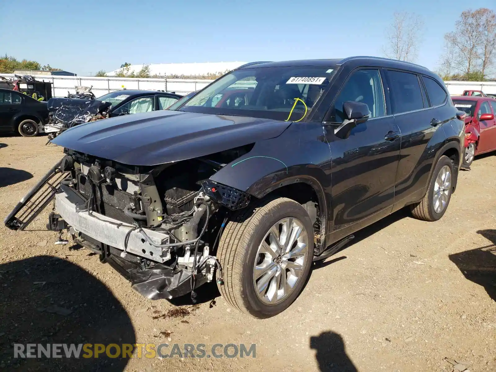 2 fotografías del automóvil dañado 5TDXBRCH2MS026679 TOYOTA HIGHLANDER 2021