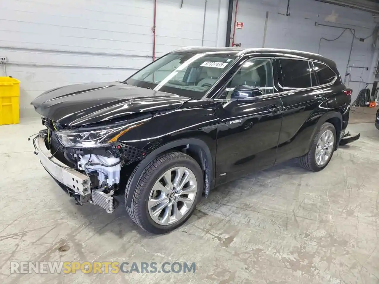 1 Photograph of a damaged car 5TDXBRCH3MS017585 TOYOTA HIGHLANDER 2021