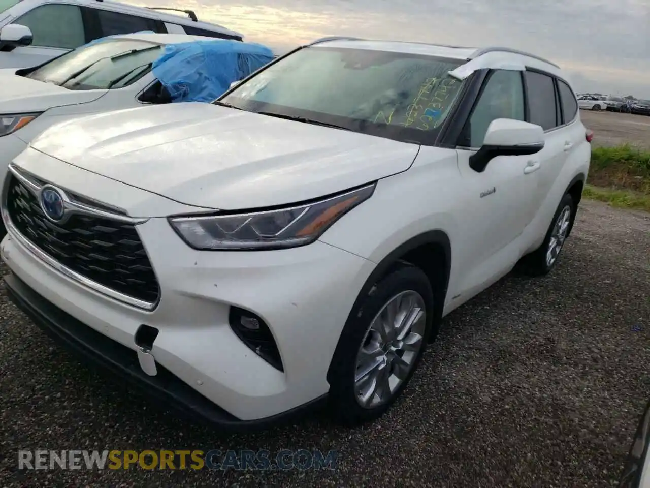2 Photograph of a damaged car 5TDXBRCH5MS532622 TOYOTA HIGHLANDER 2021