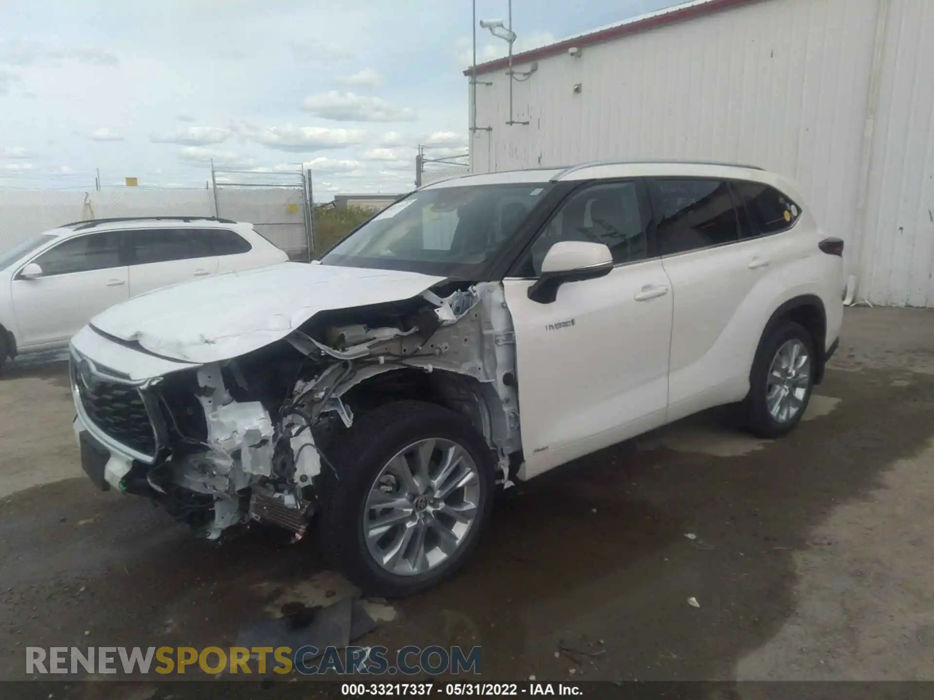 2 Photograph of a damaged car 5TDXBRCH9MS019583 TOYOTA HIGHLANDER 2021