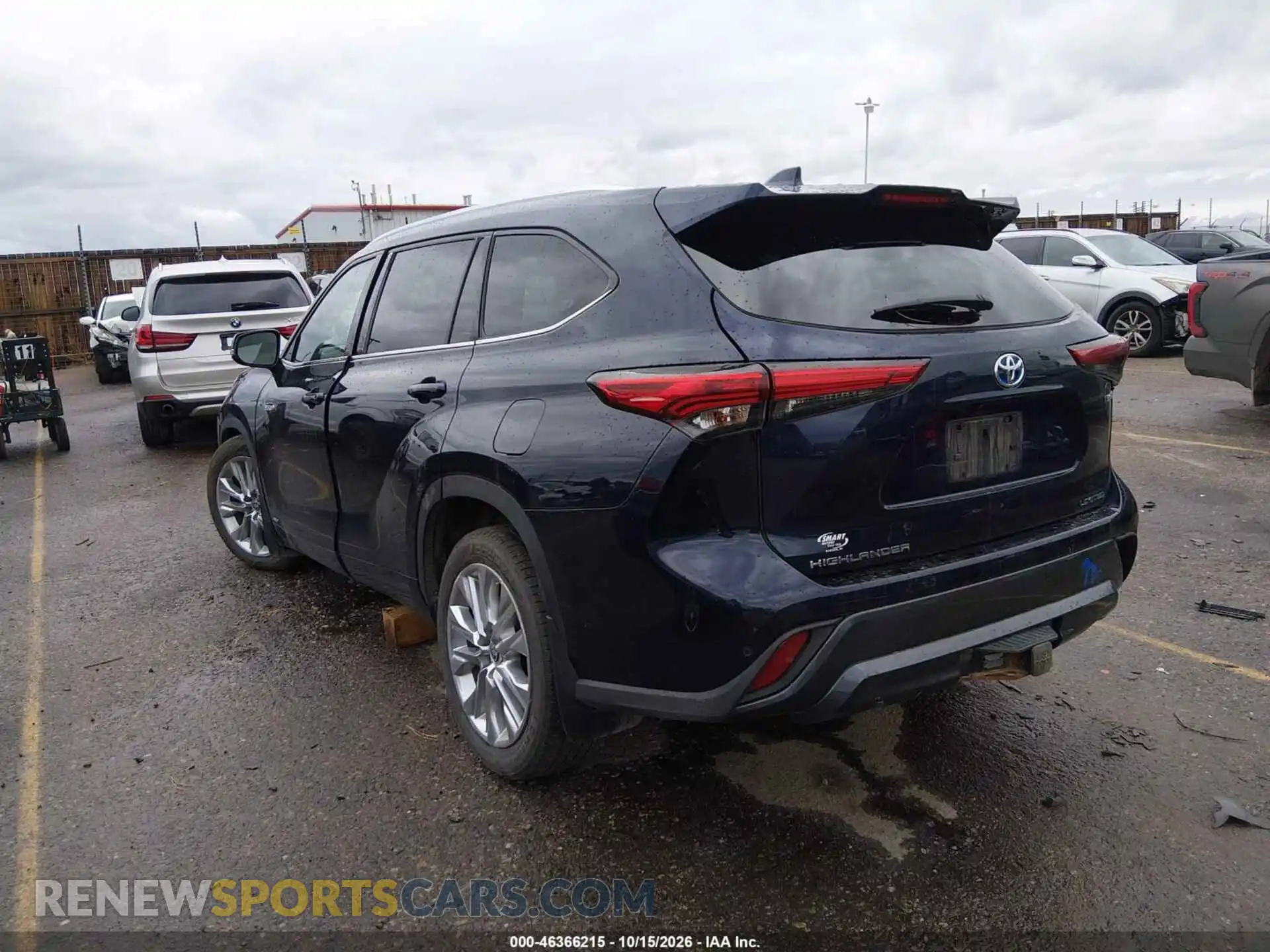 3 Photograph of a damaged car 5TDXBRCH9MS036366 TOYOTA HIGHLANDER 2021