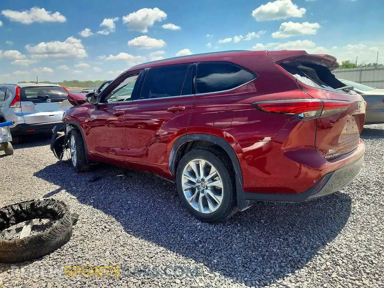 2 Photograph of a damaged car 5TDXBRCH9MS522840 TOYOTA HIGHLANDER 2021