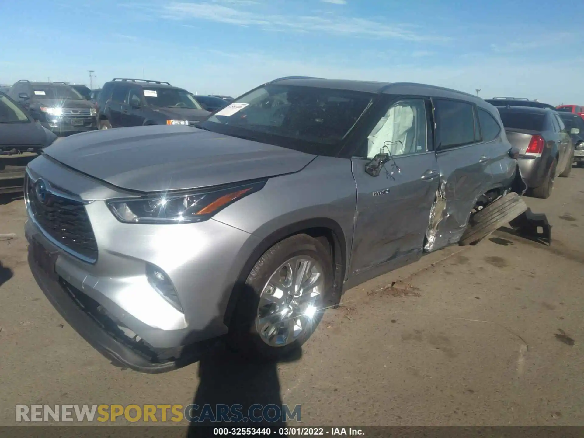 2 Photograph of a damaged car 5TDXBRCHXMS519543 TOYOTA HIGHLANDER 2021