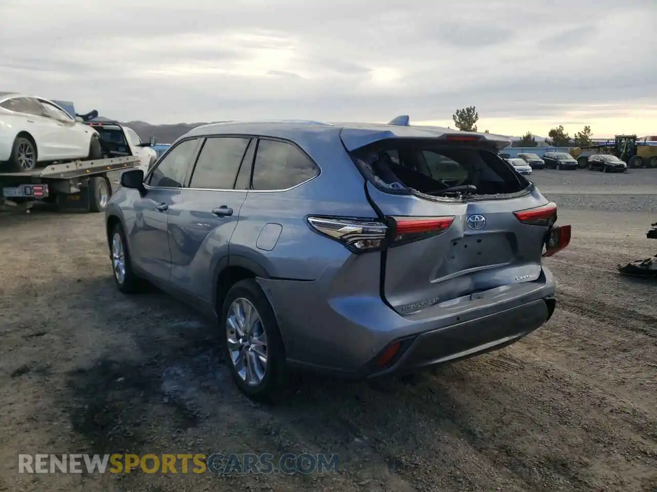 3 Photograph of a damaged car 5TDYZRAH4MS071531 TOYOTA HIGHLANDER 2021