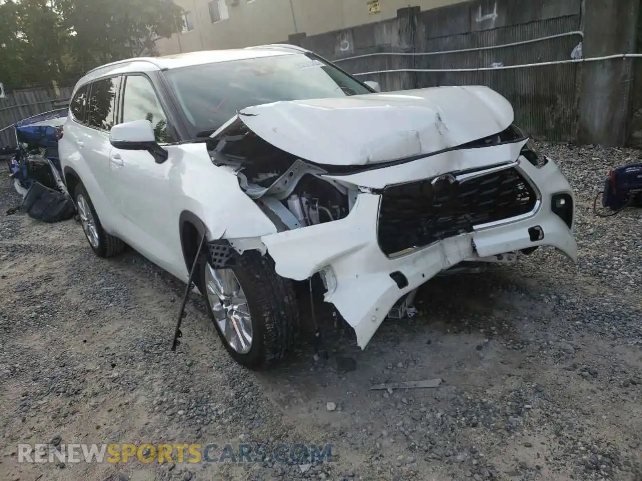 1 Photograph of a damaged car 5TDYZRAH7MS039334 TOYOTA HIGHLANDER 2021