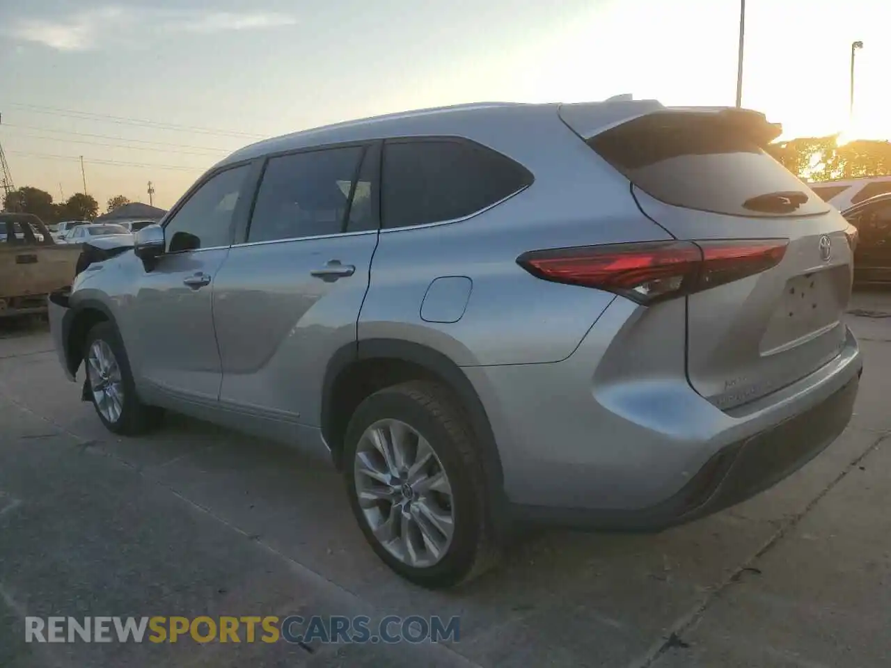 2 Фотография поврежденного автомобиля 5TDYZRAH7MS070180 TOYOTA HIGHLANDER 2021