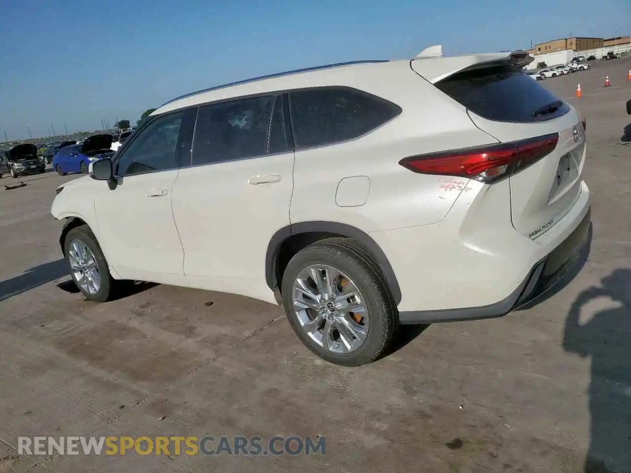 2 Photograph of a damaged car 5TDYZRAH9MS515552 TOYOTA HIGHLANDER 2021