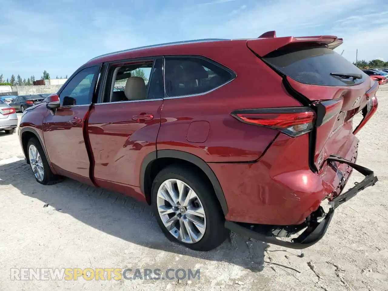 2 Photograph of a damaged car 5TDYZRAHXMS534708 TOYOTA HIGHLANDER 2021