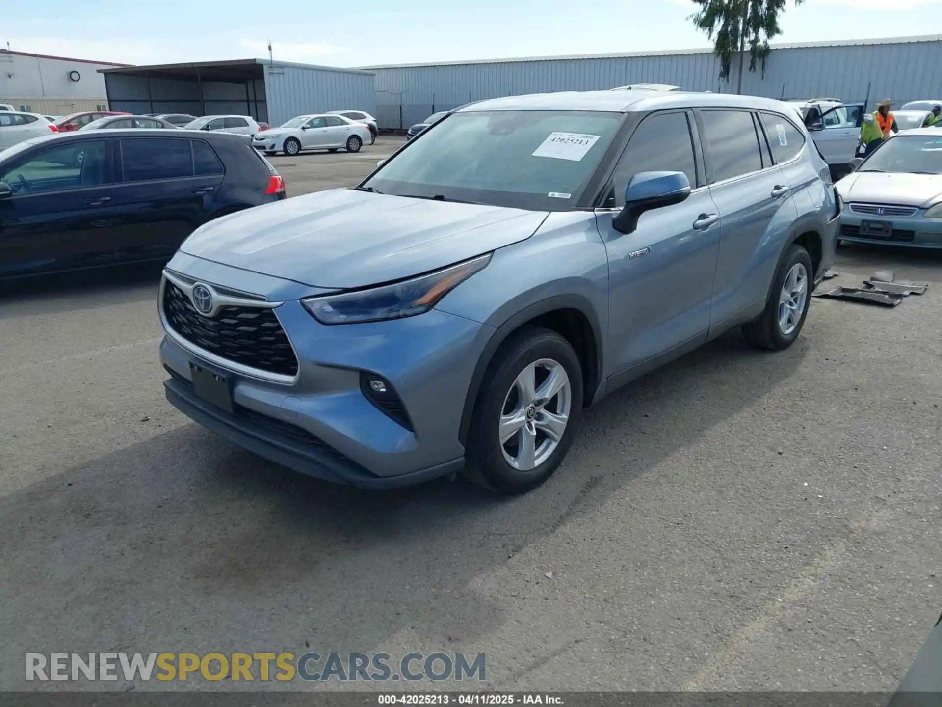 2 Photograph of a damaged car 5TDZARAH1MS004901 TOYOTA HIGHLANDER 2021