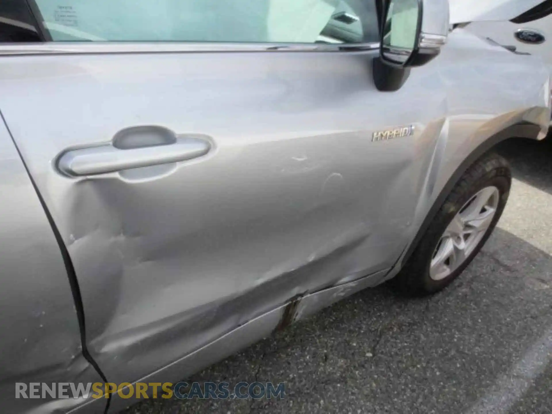 3 Photograph of a damaged car 5TDZARAHXMS009031 TOYOTA HIGHLANDER 2021