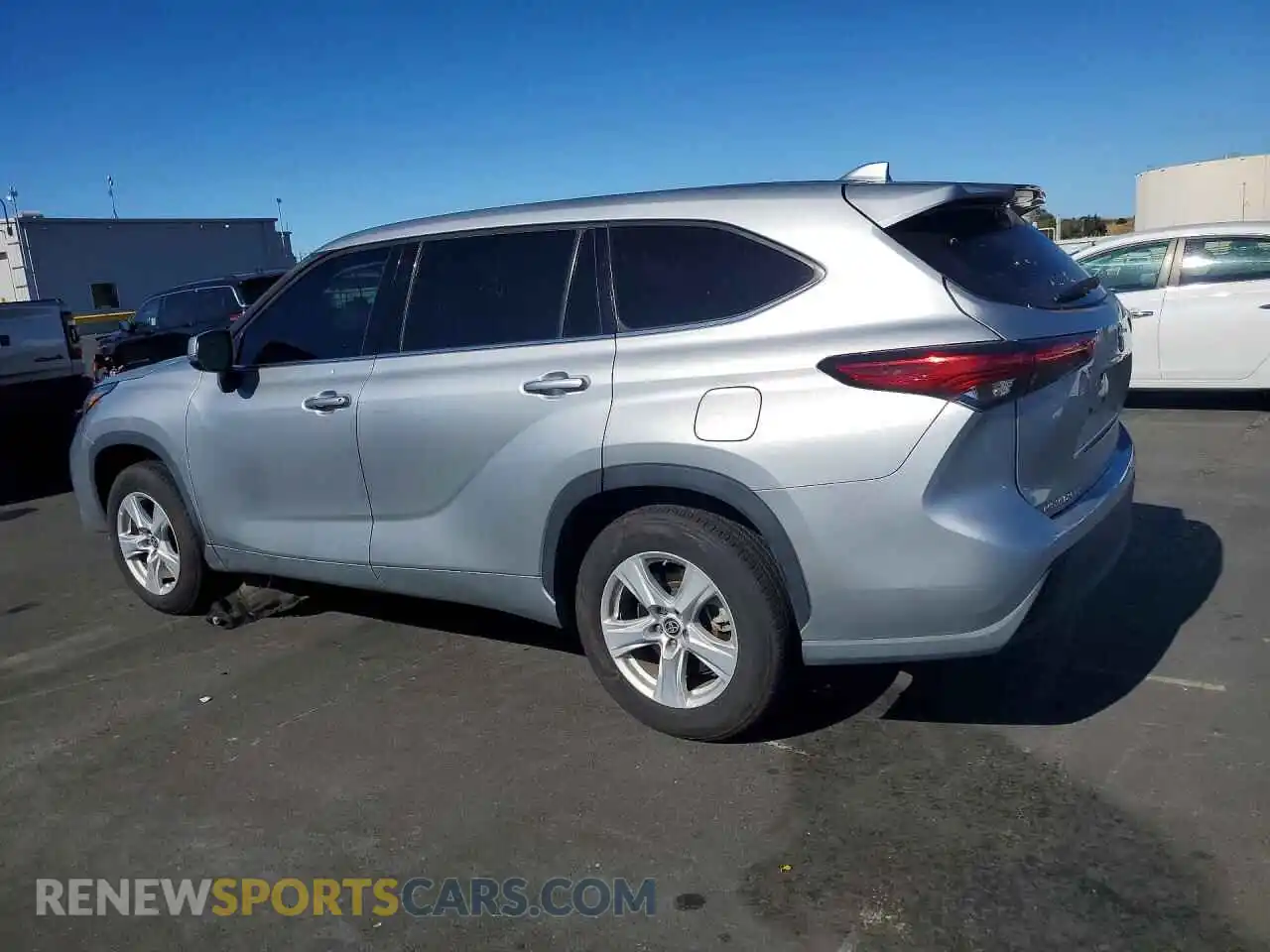 2 Photograph of a damaged car 5TDZZRAH0MS081249 TOYOTA HIGHLANDER 2021