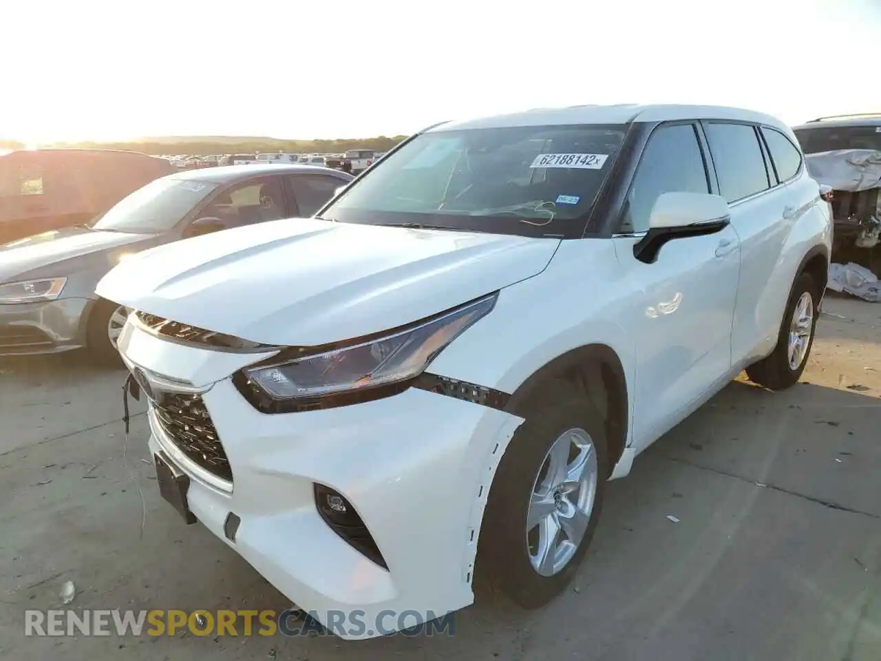 2 Фотография поврежденного автомобиля 5TDZZRAH5MS074863 TOYOTA HIGHLANDER 2021