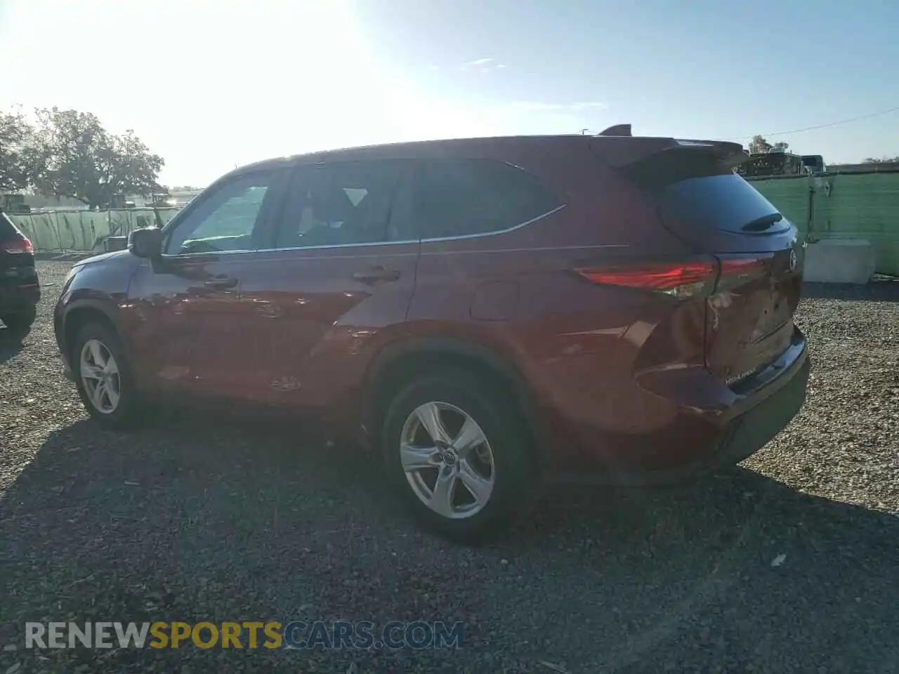 2 Photograph of a damaged car 5TDZZRAH5MS531669 TOYOTA HIGHLANDER 2021