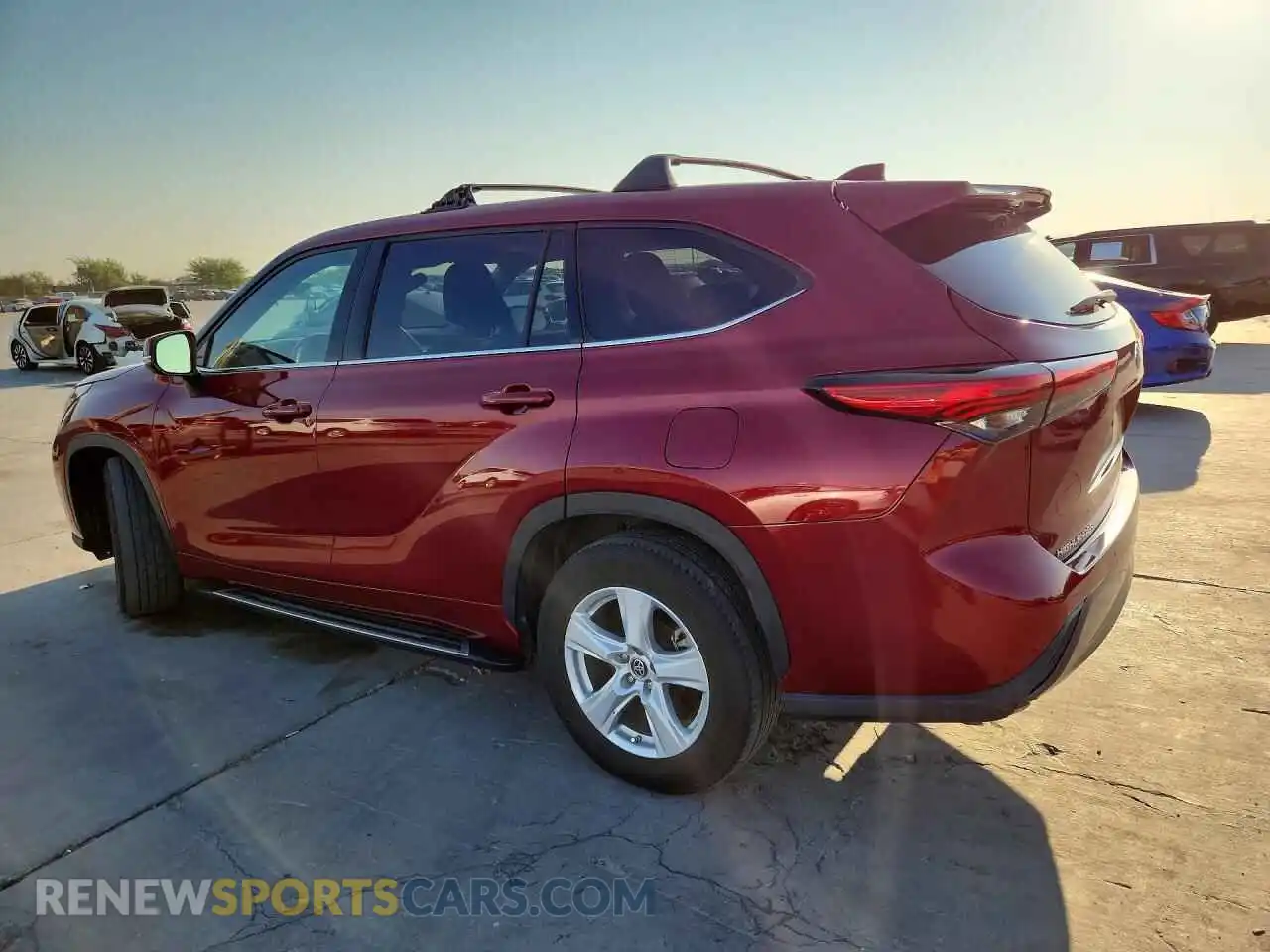 2 Photograph of a damaged car 5TDZZRAH5MS532031 TOYOTA HIGHLANDER 2021
