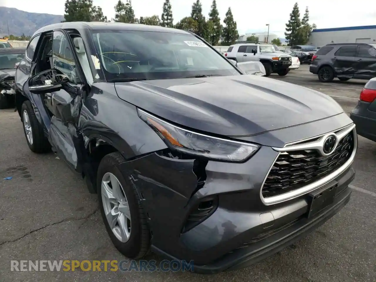 1 Photograph of a damaged car 5TDZZRAH9MS045494 TOYOTA HIGHLANDER 2021