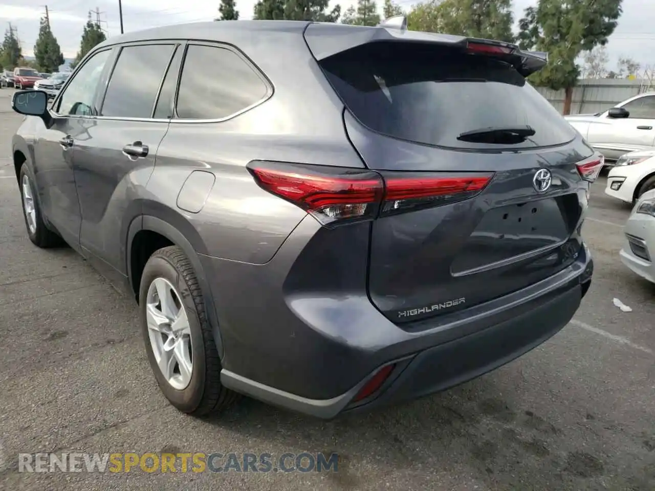 3 Photograph of a damaged car 5TDZZRAH9MS045494 TOYOTA HIGHLANDER 2021