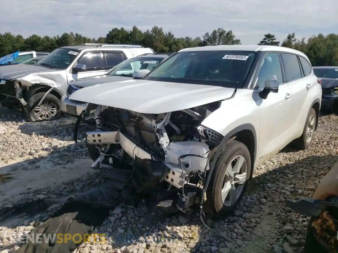 2 Photograph of a damaged car 5TDBBRCH2NS075845 TOYOTA HIGHLANDER 2022