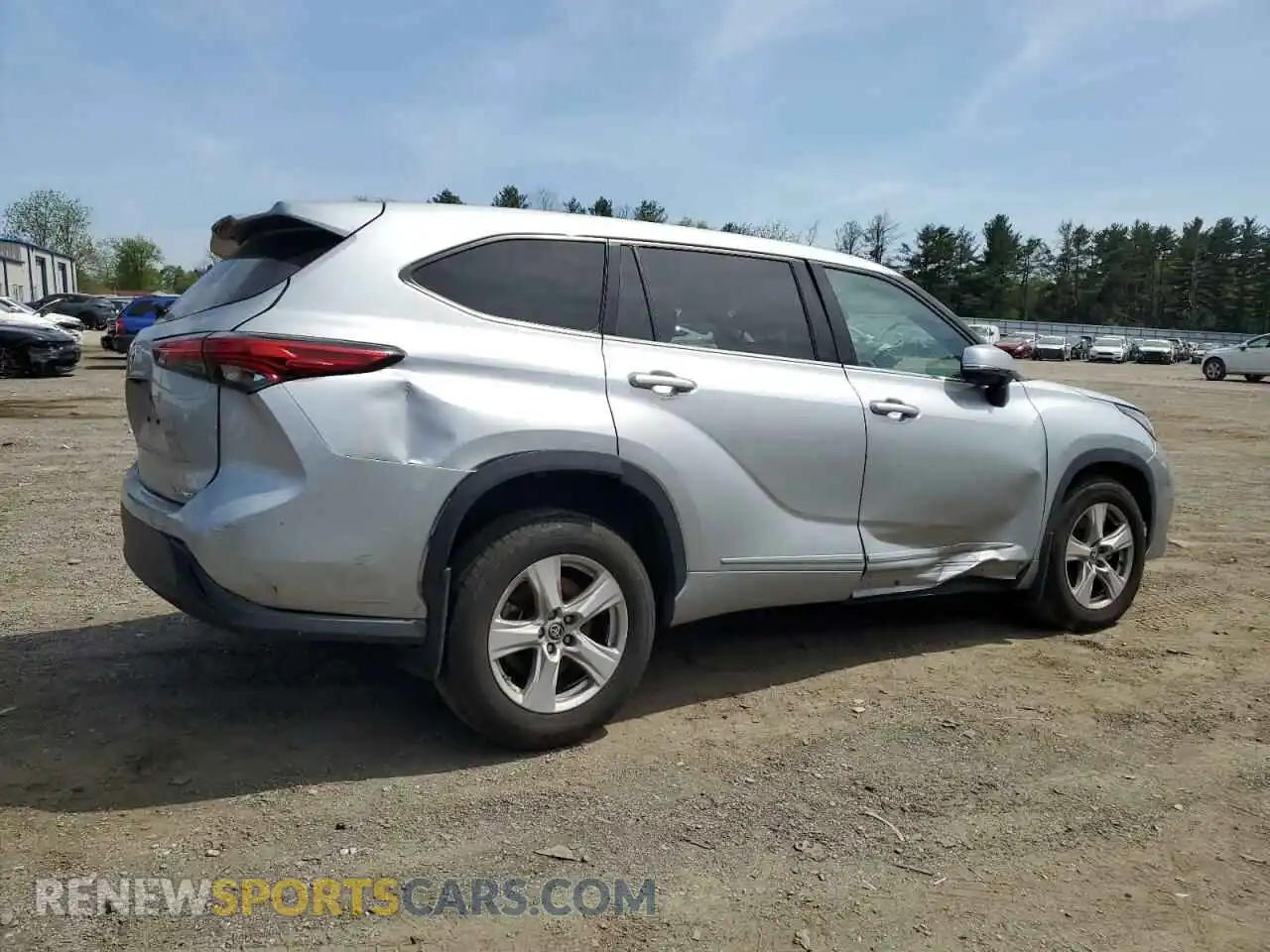 3 Photograph of a damaged car 5TDBZRBH2NS565408 TOYOTA HIGHLANDER 2022