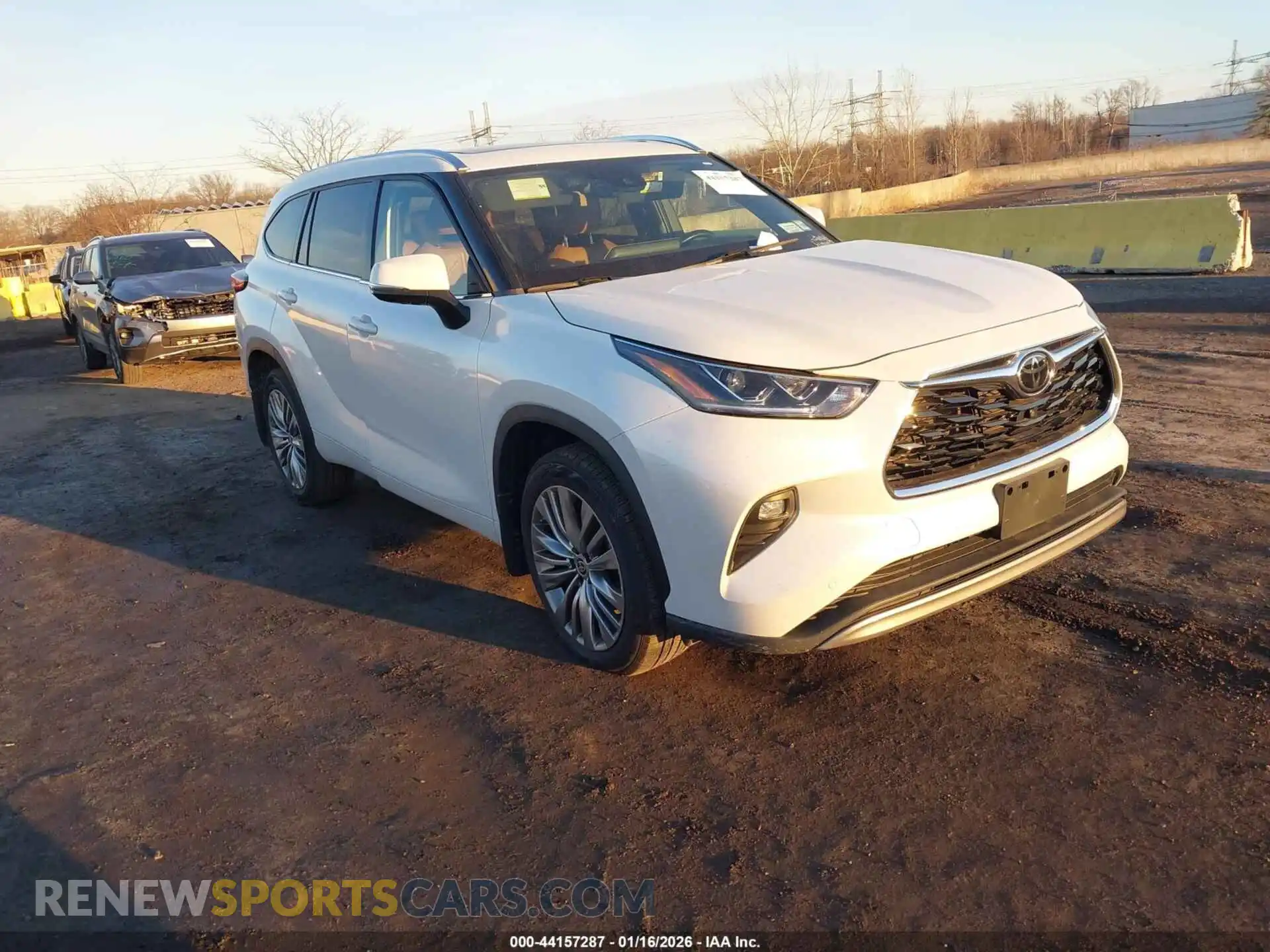 1 Фотография поврежденного автомобиля 5TDFZRBH6NS169211 TOYOTA HIGHLANDER 2022