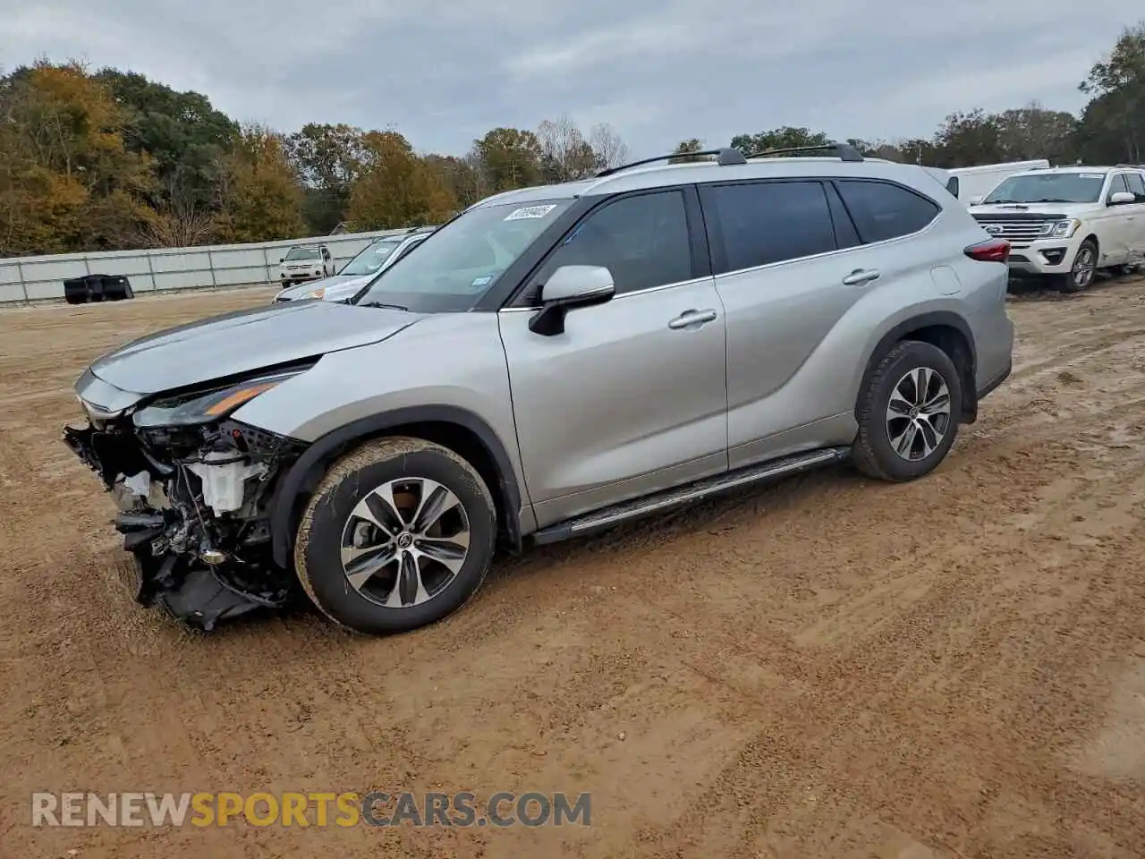 1 Photograph of a damaged car 5TDGZRAH9NS551237 TOYOTA HIGHLANDER 2022