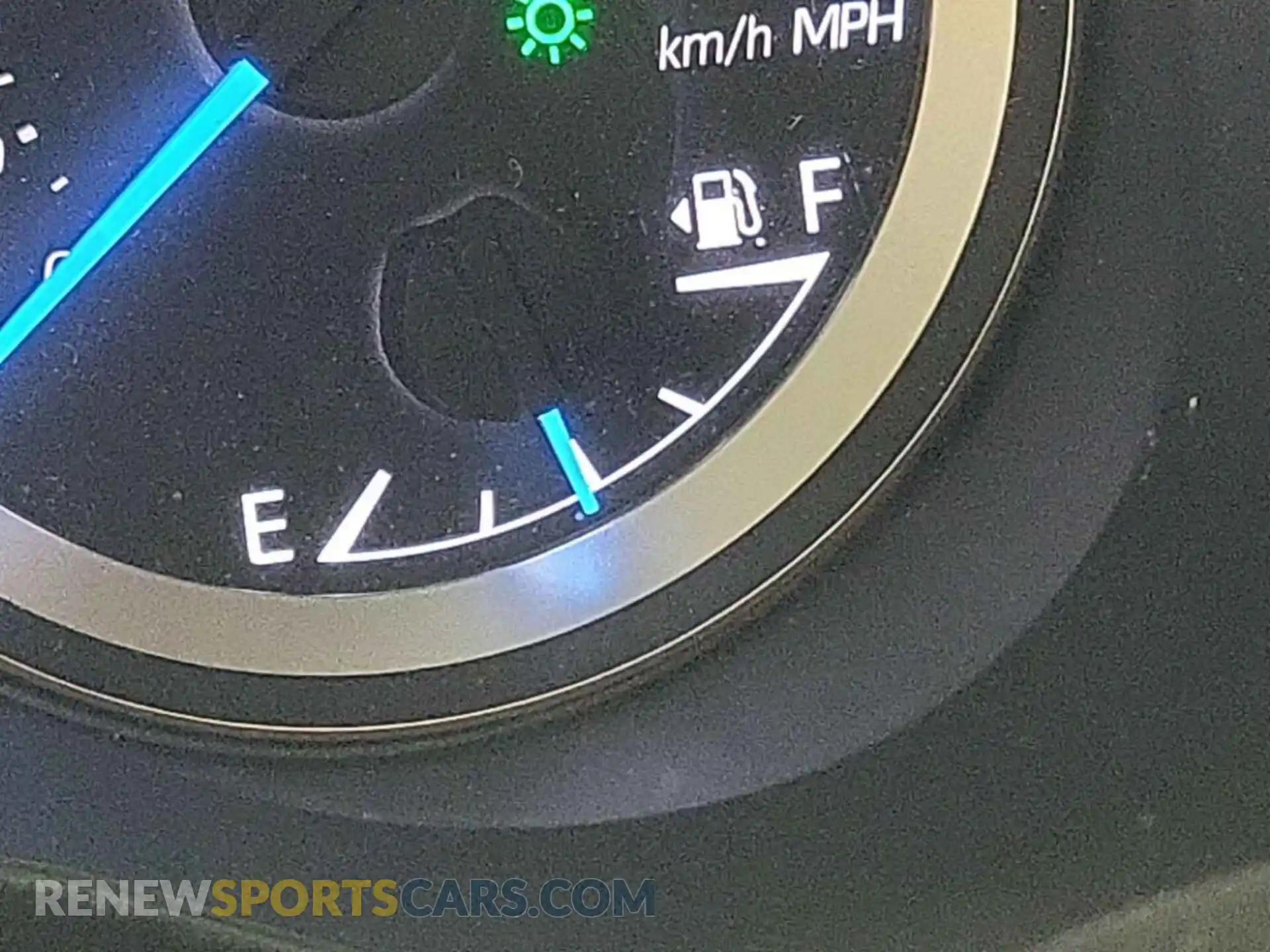2 fotografías del automóvil dañado 5TDBBRCH3PS136557 TOYOTA HIGHLANDER 2023