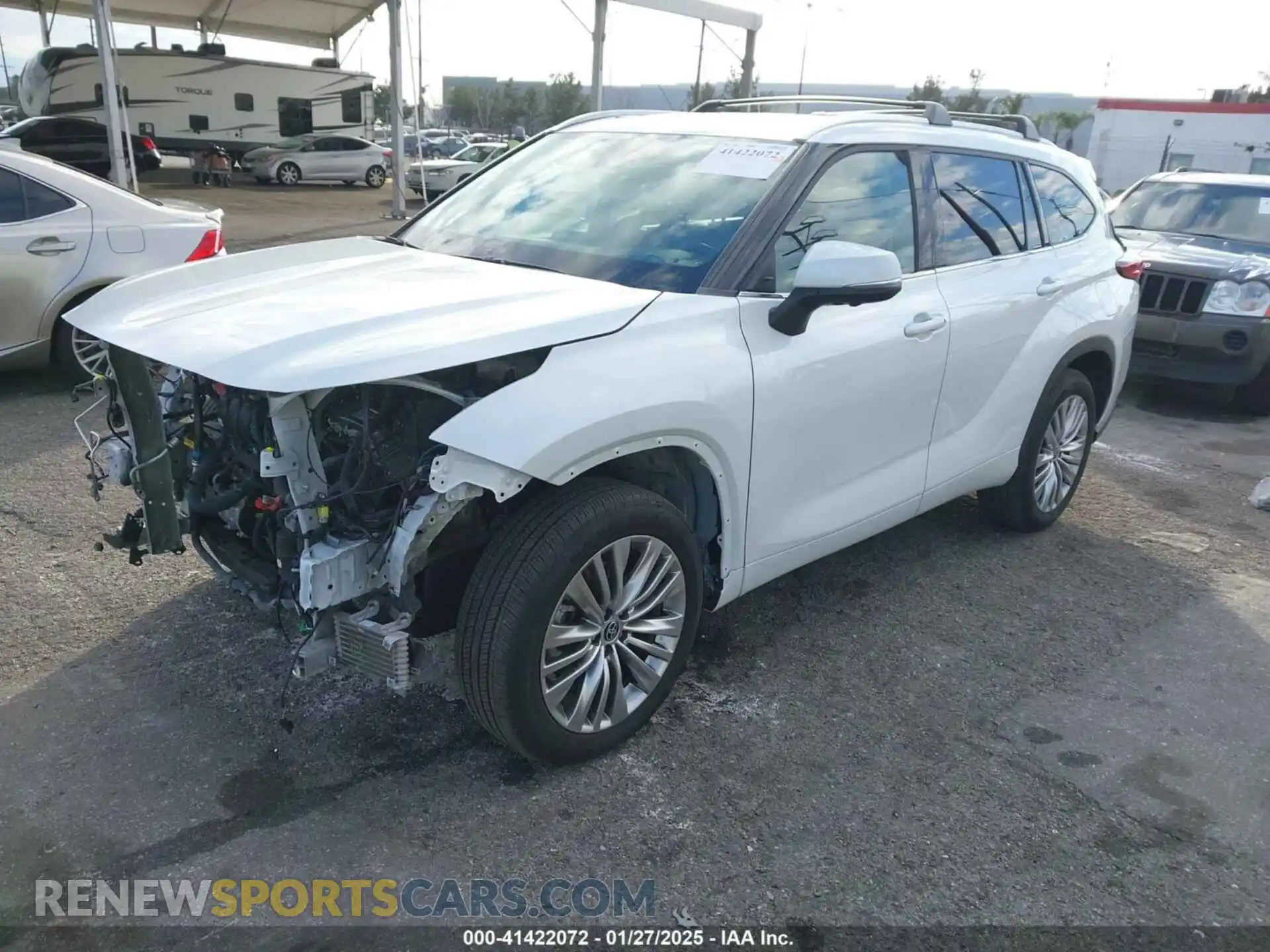 2 Photograph of a damaged car 5TDFARAH3PS018516 TOYOTA HIGHLANDER 2023