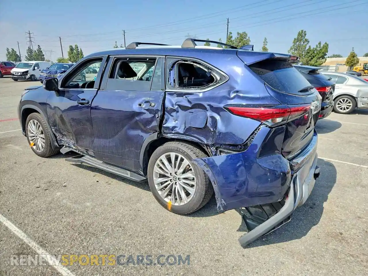 2 Photograph of a damaged car 5TDFARAH3PS019990 TOYOTA HIGHLANDER 2023