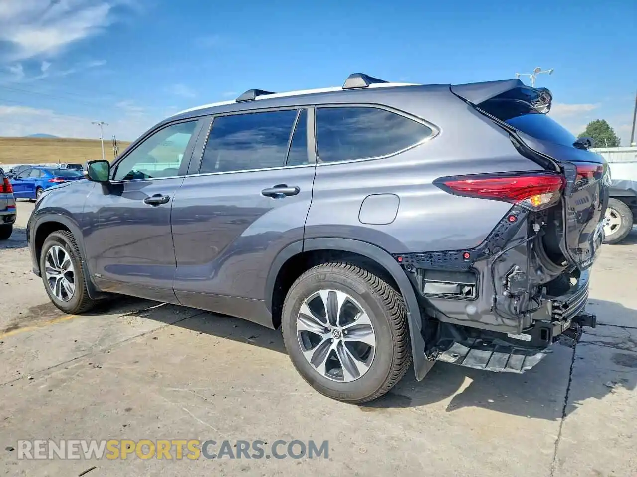 2 Photograph of a damaged car 5TDKBRCH5PS119422 TOYOTA HIGHLANDER 2023