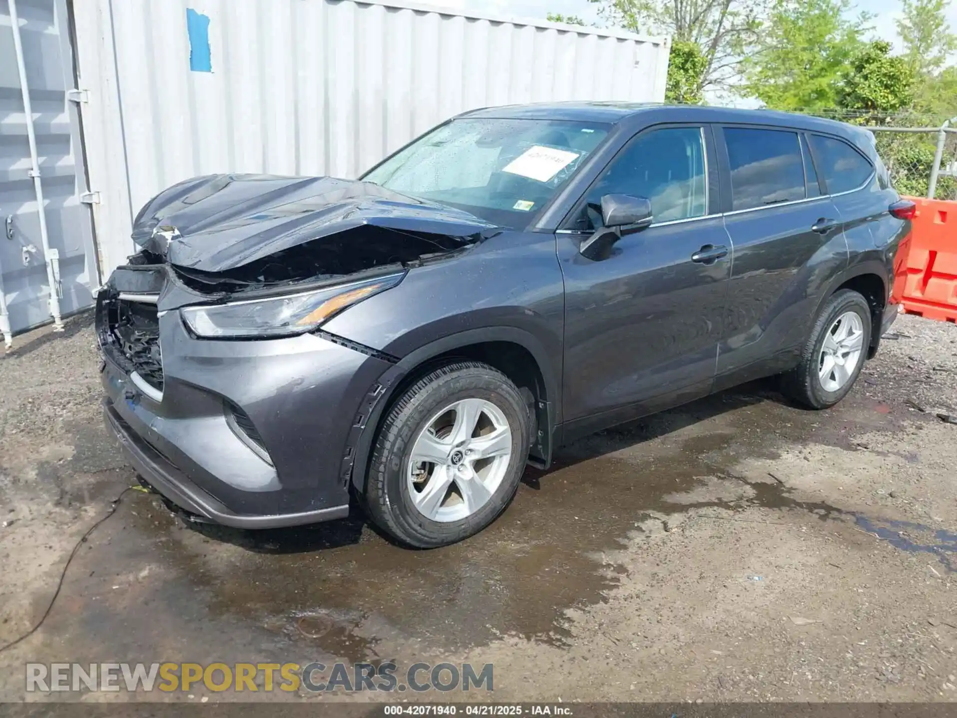 2 Photograph of a damaged car 5TDKDRAH0PS004630 TOYOTA HIGHLANDER 2023