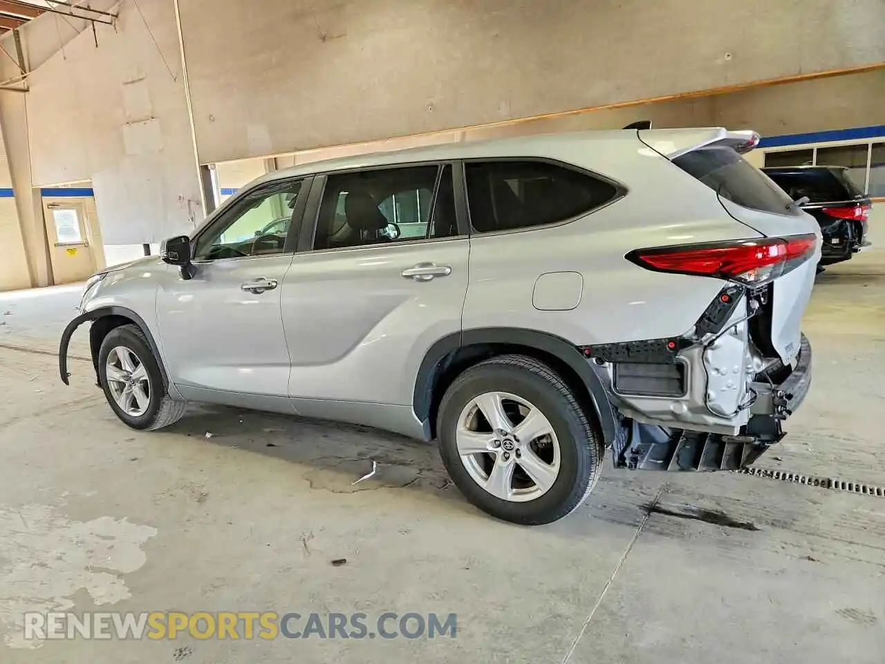 2 Photograph of a damaged car 5TDKDRAH2PS047589 TOYOTA HIGHLANDER 2023