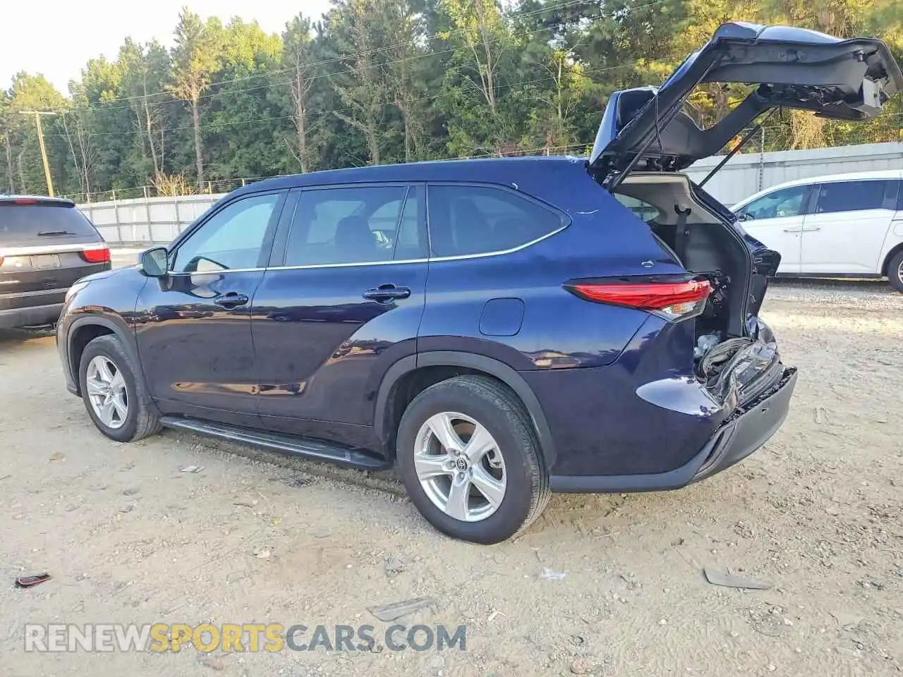 2 Photograph of a damaged car 5TDKDRAH2PS526014 TOYOTA HIGHLANDER 2023