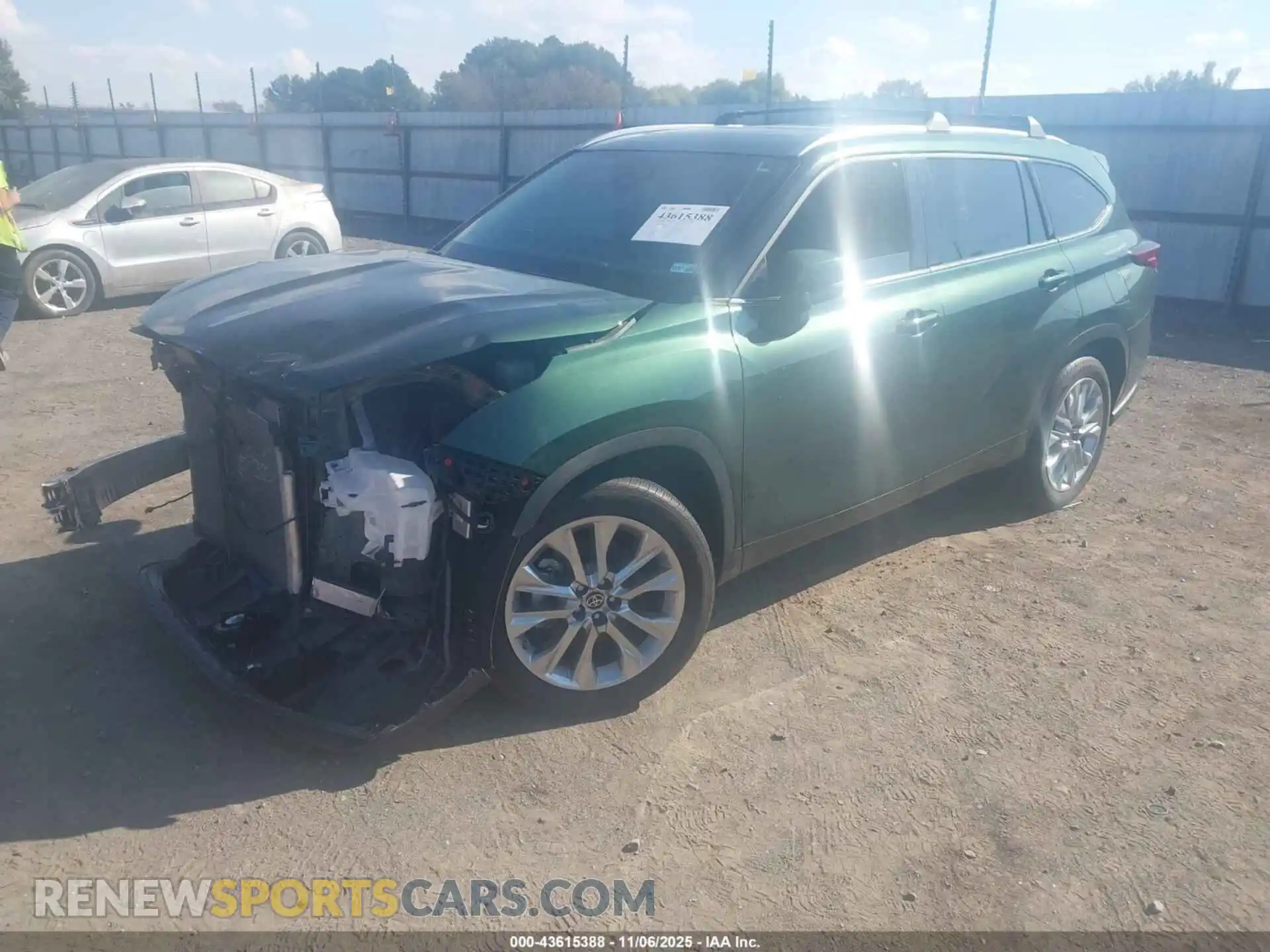 2 Photograph of a damaged car 5TDKDRAH4PS506833 TOYOTA HIGHLANDER 2023
