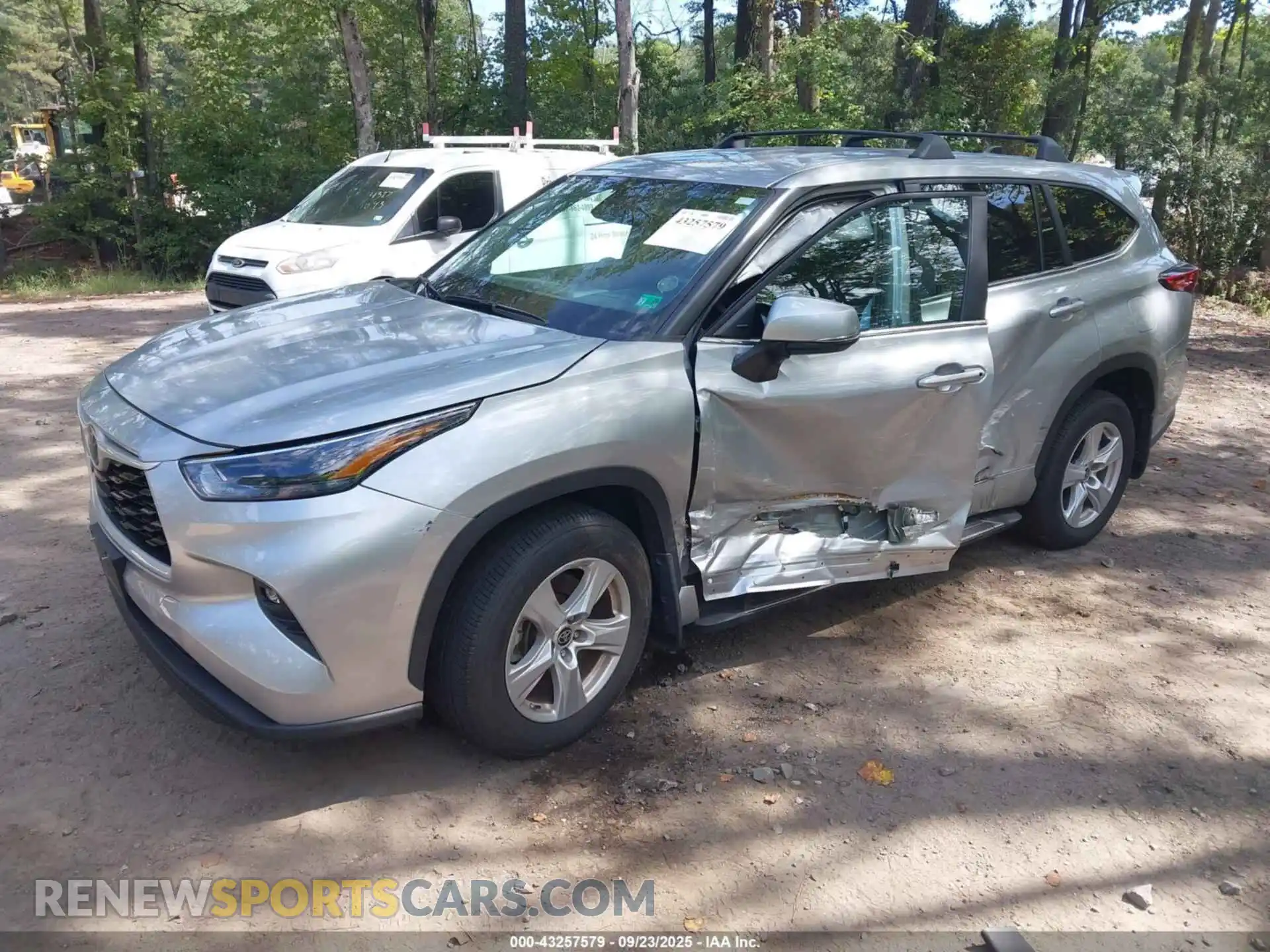 2 Фотография поврежденного автомобиля 5TDKDRAH5PS500085 TOYOTA HIGHLANDER 2023