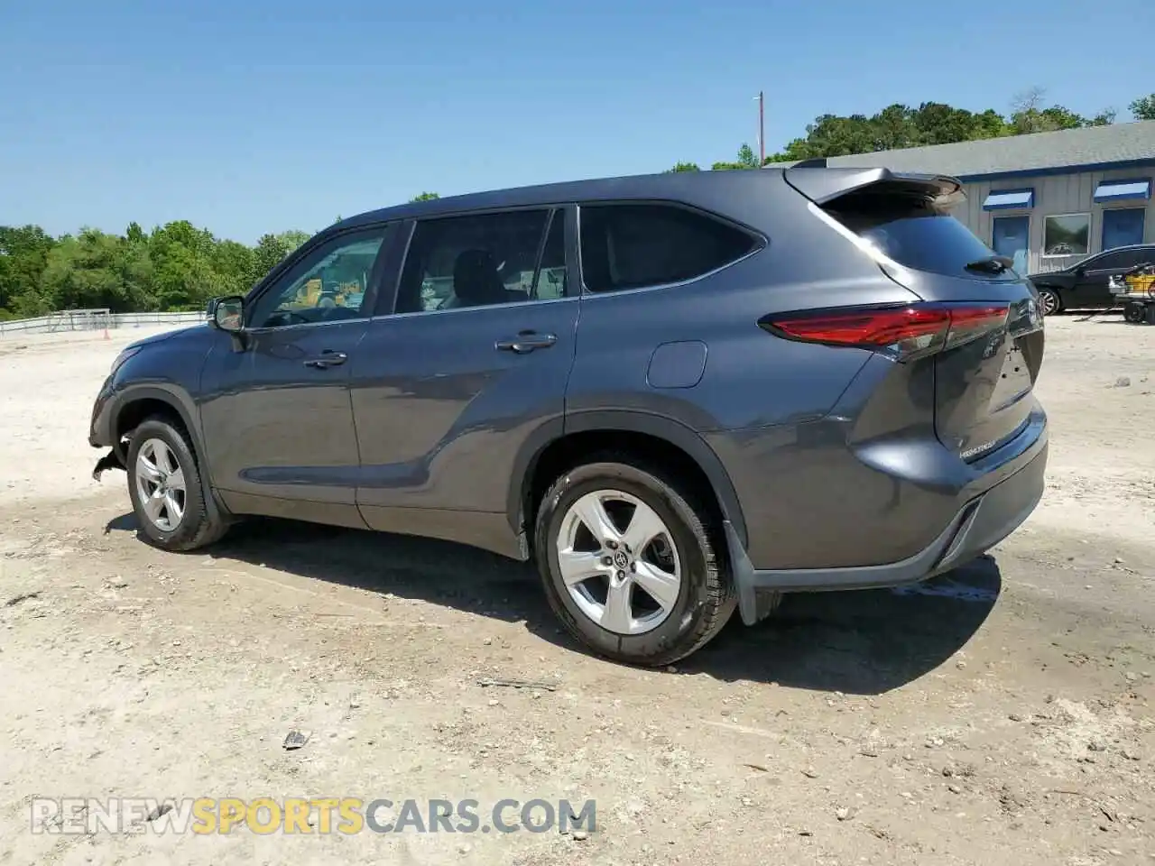 2 fotografías del automóvil dañado 5TDKDRAH5PS504878 TOYOTA HIGHLANDER 2023