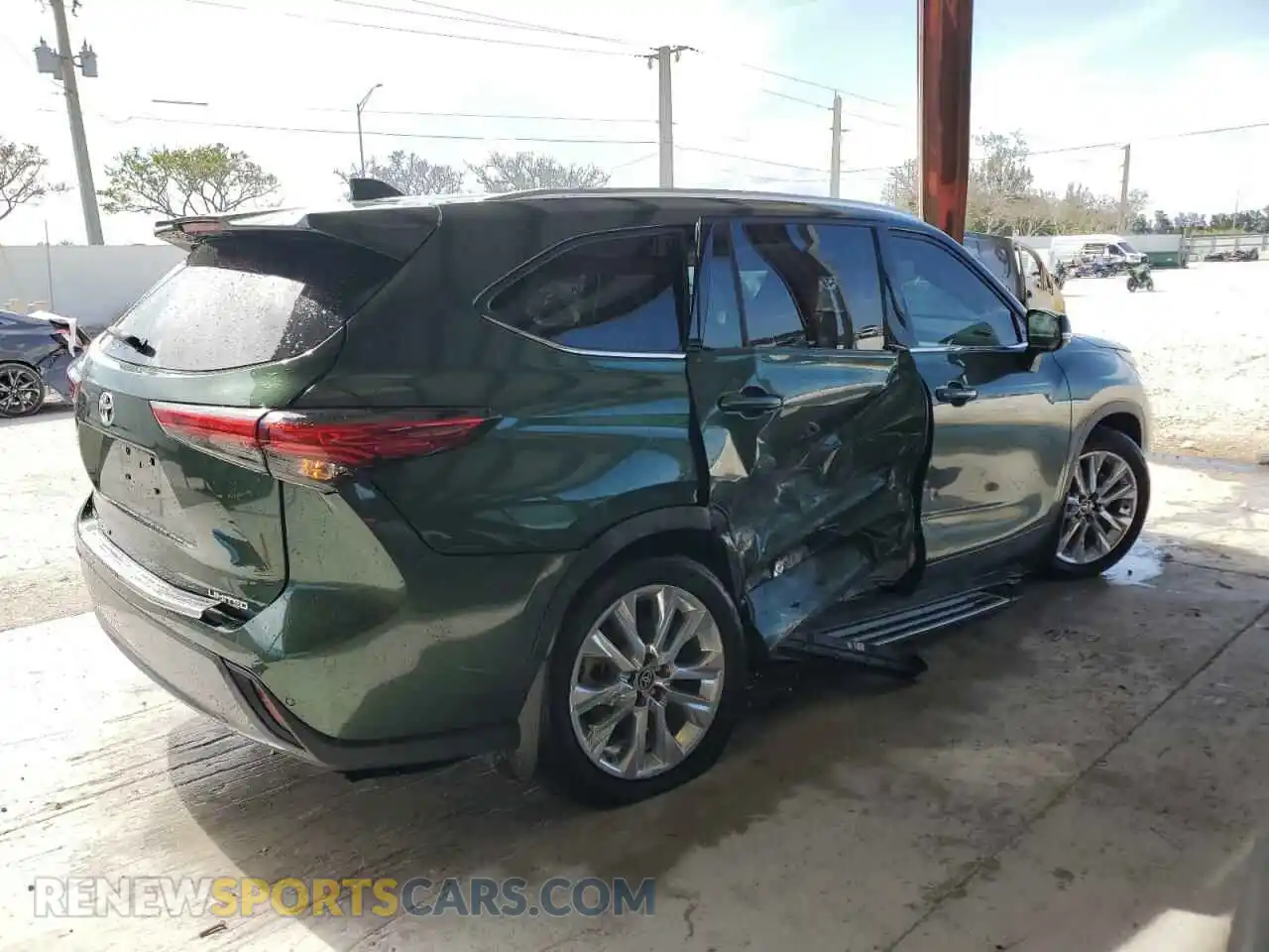 3 fotografías del automóvil dañado 5TDKDRAH6PS500032 TOYOTA HIGHLANDER 2023