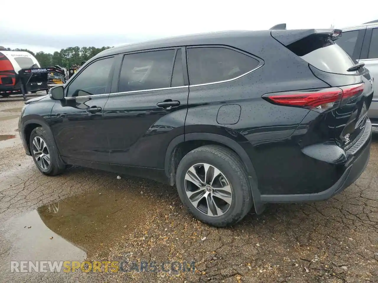 2 Photograph of a damaged car 5TDKDRAH8PS002785 TOYOTA HIGHLANDER 2023