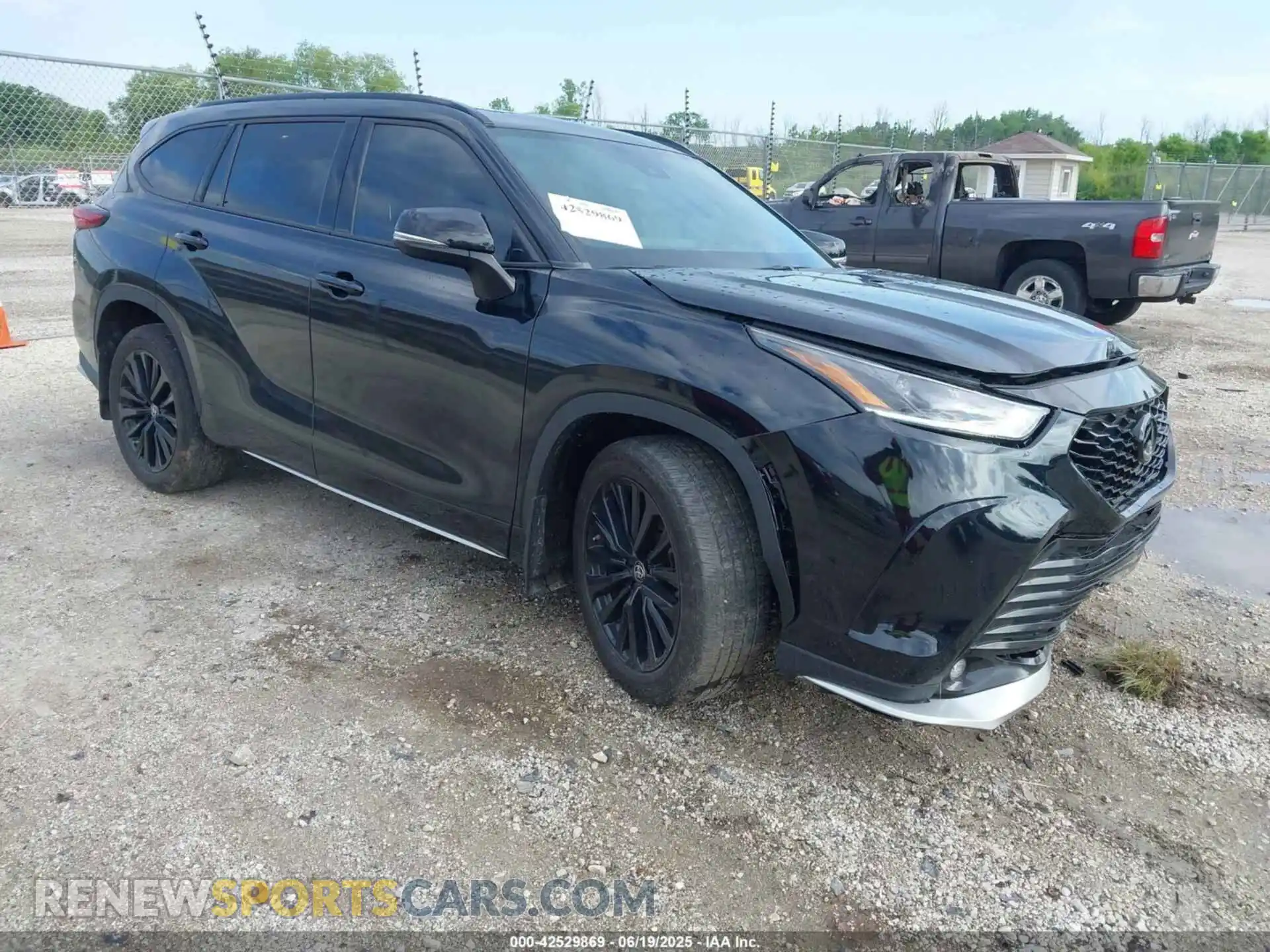 1 Фотография поврежденного автомобиля 5TDKDRBH0PS509825 TOYOTA HIGHLANDER 2023