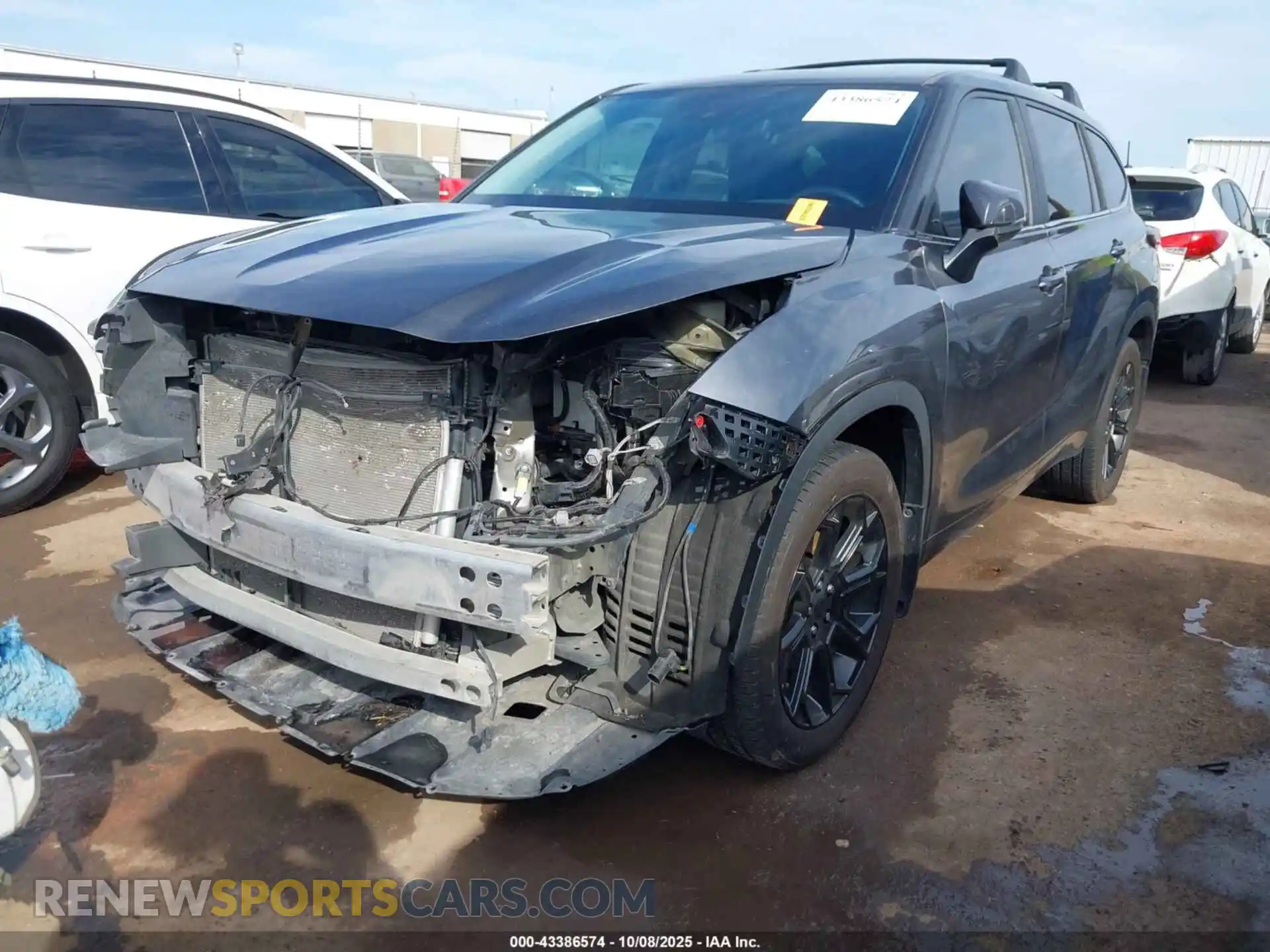 2 Photograph of a damaged car 5TDKDRBH1PS504083 TOYOTA HIGHLANDER 2023
