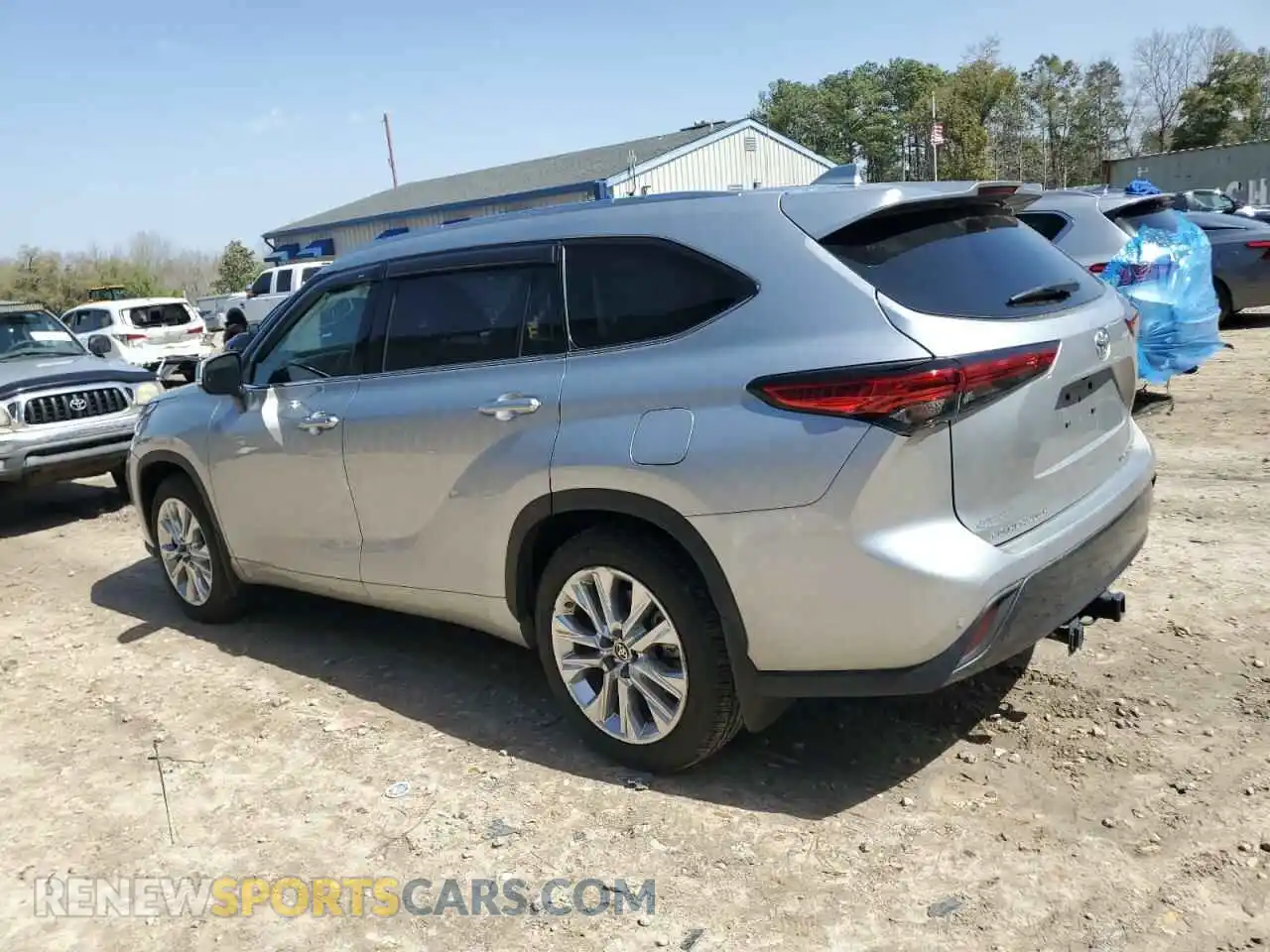 2 Photograph of a damaged car 5TDKDRBH2PS010122 TOYOTA HIGHLANDER 2023