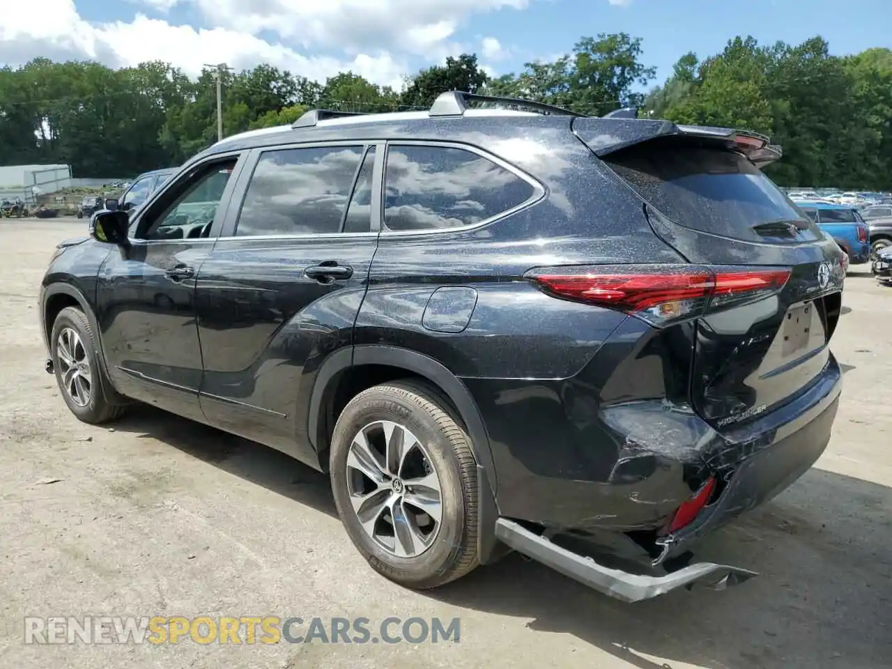 2 Photograph of a damaged car 5TDKDRBH3PS023624 TOYOTA HIGHLANDER 2023